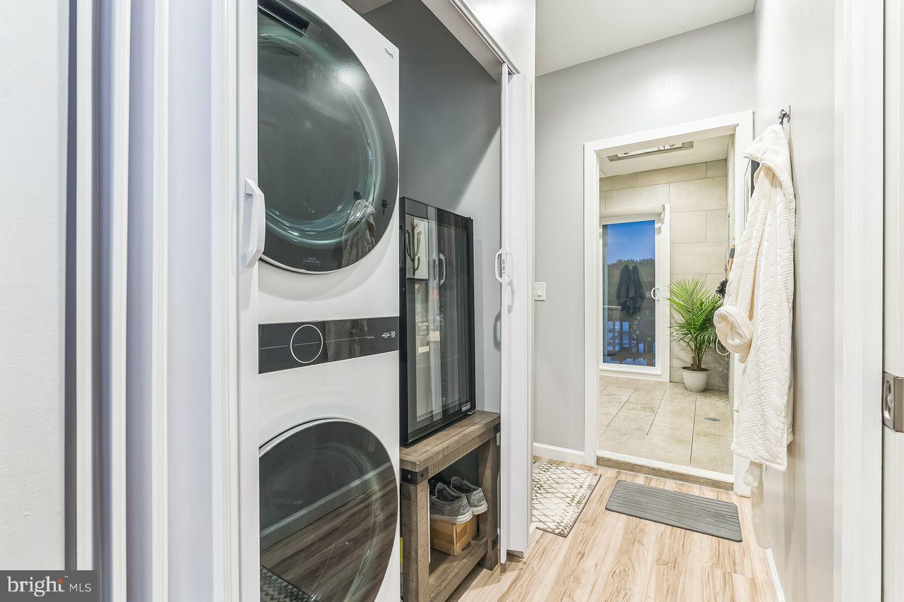 FAIRMOUNT - Residential