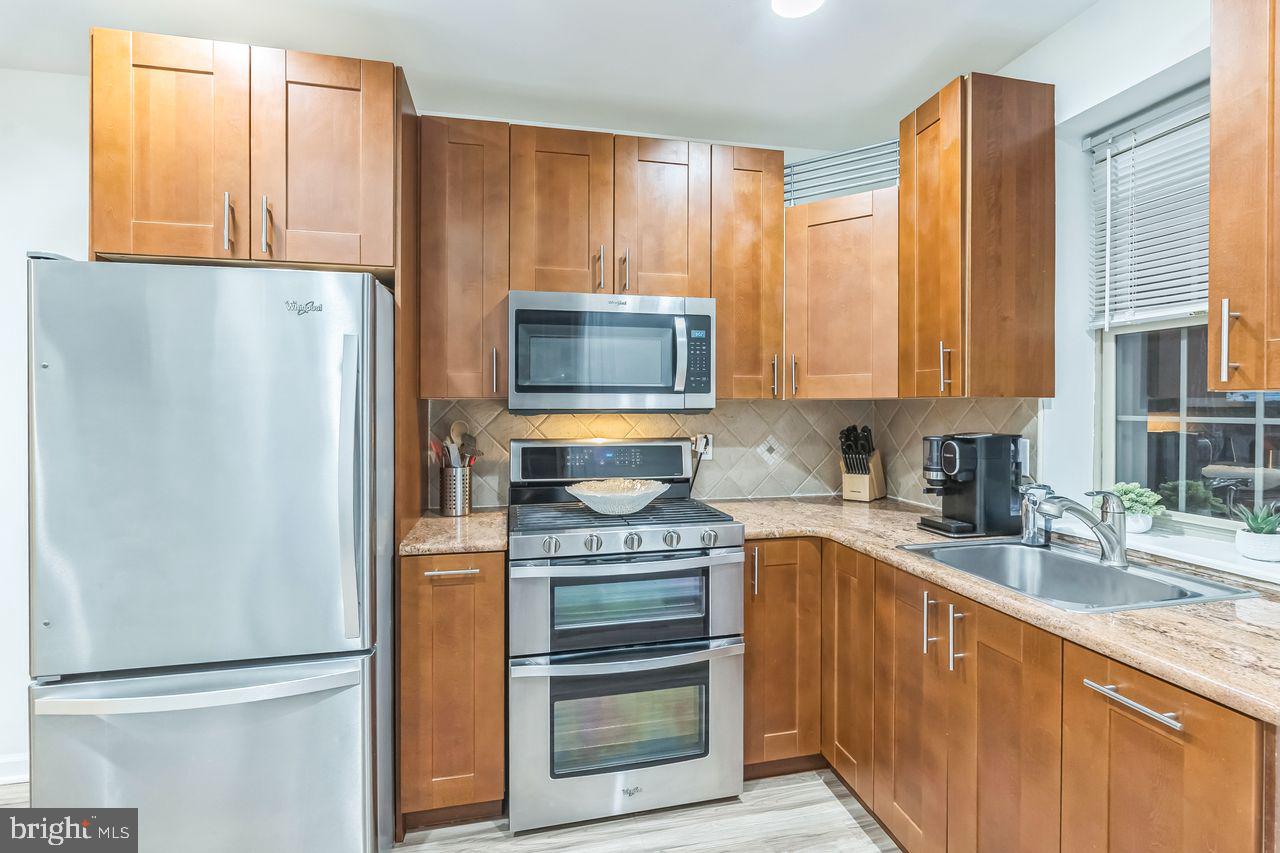 FAIRMOUNT - Residential