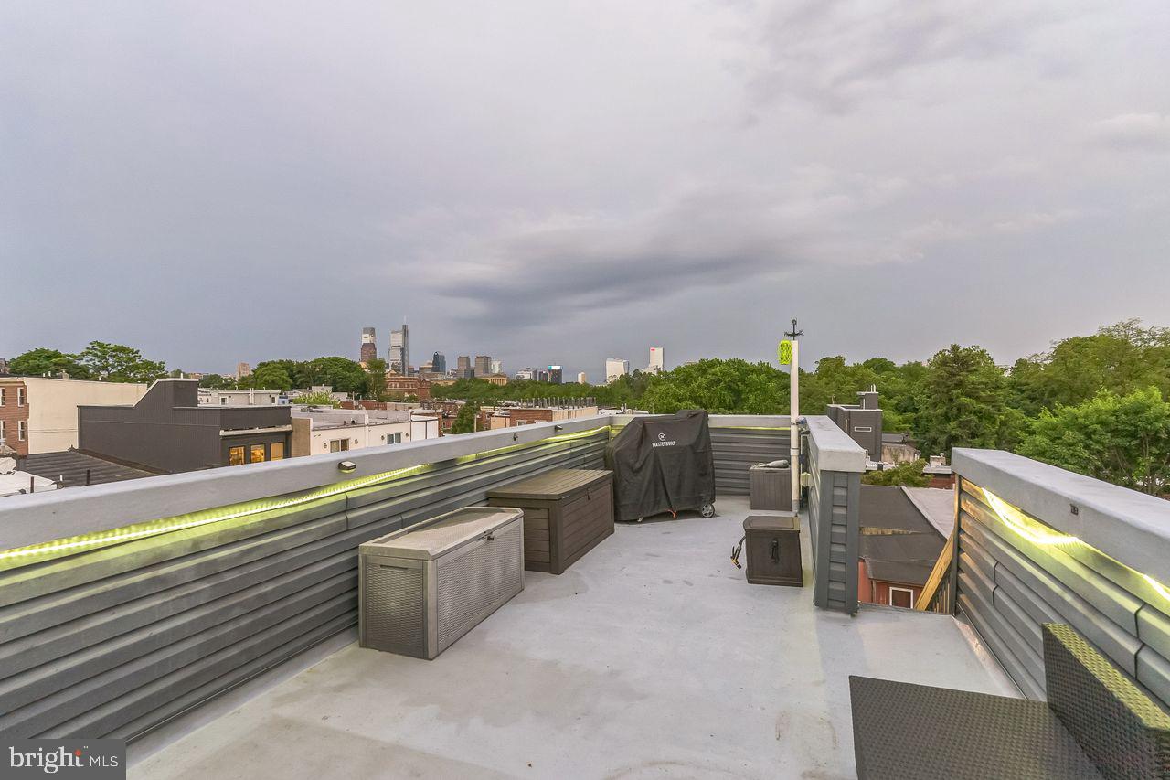 FAIRMOUNT - Residential