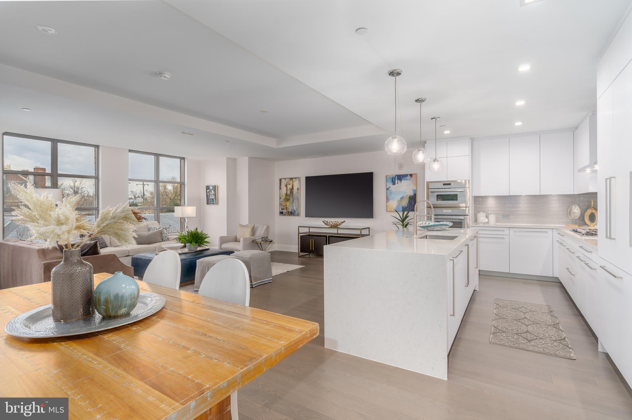 ROBINSON LANDING - Residential