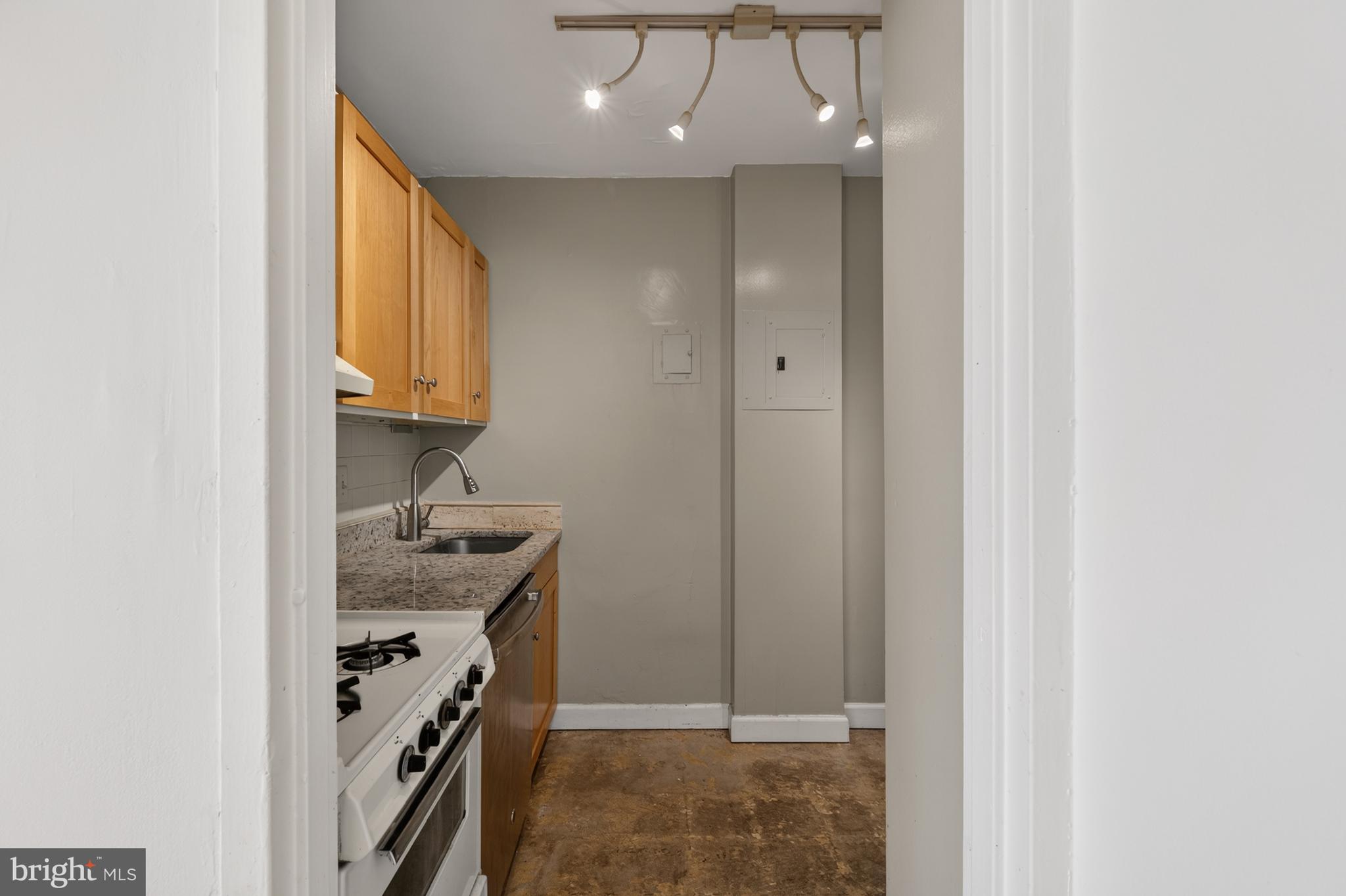 RIVER PLACE - Residential
