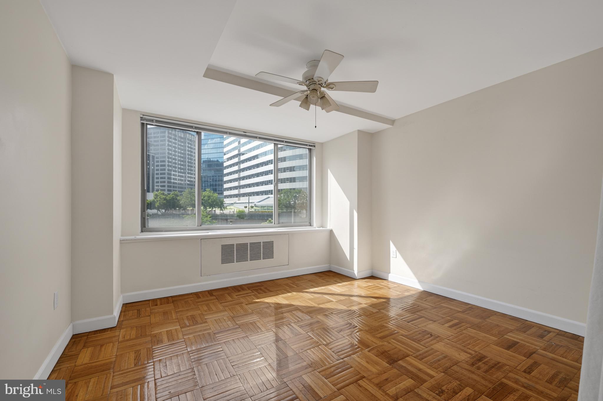RIVER PLACE - Residential