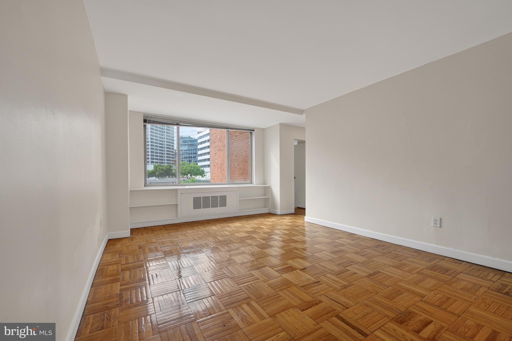 RIVER PLACE - Residential