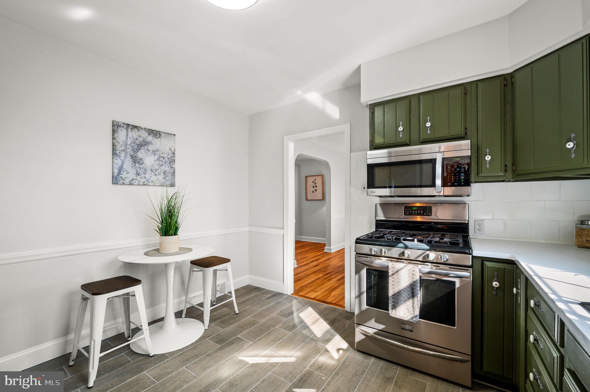 GLENSIDE - Residential