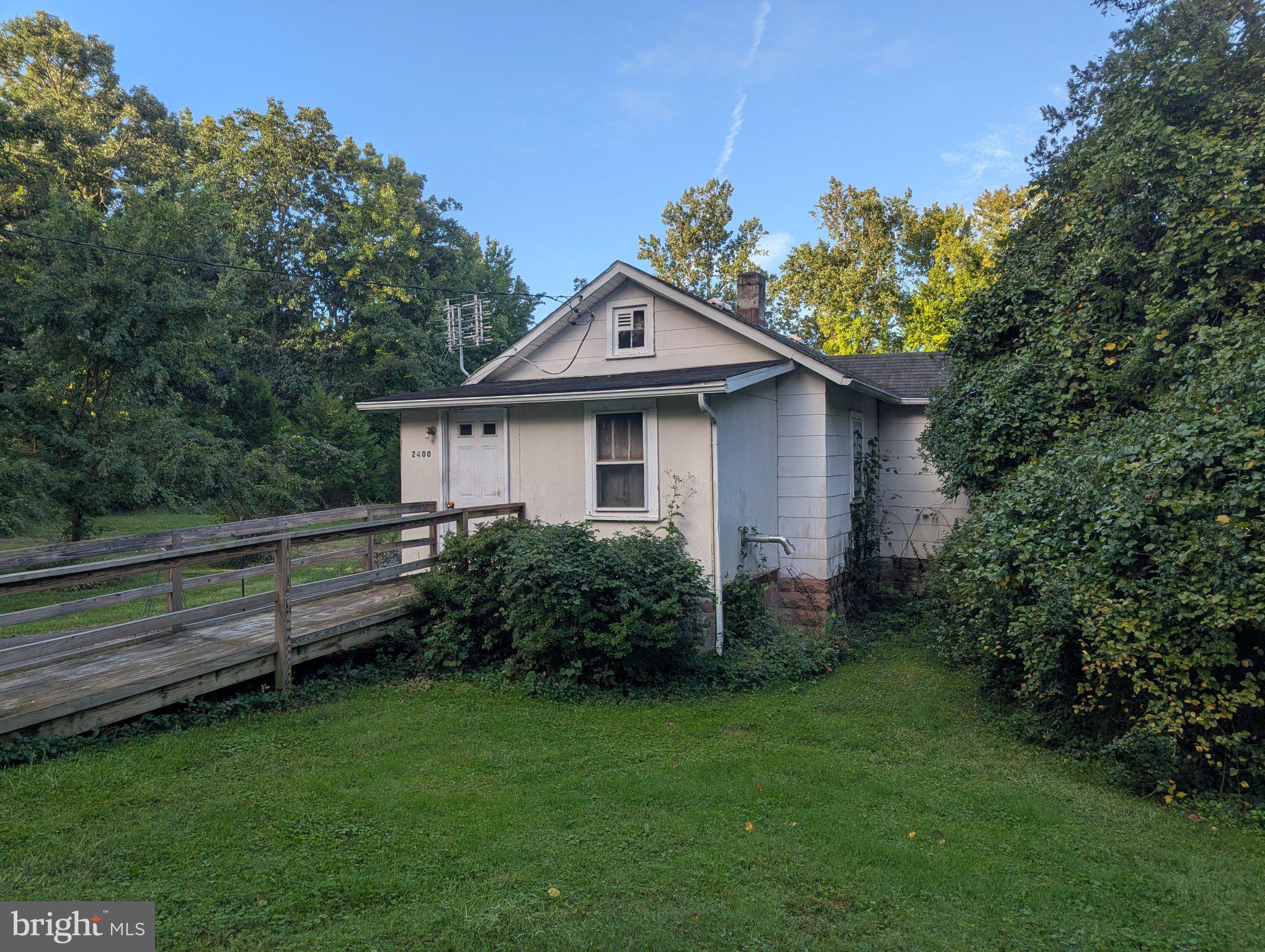 2400 OLD MOUNTAIN RD CENTER