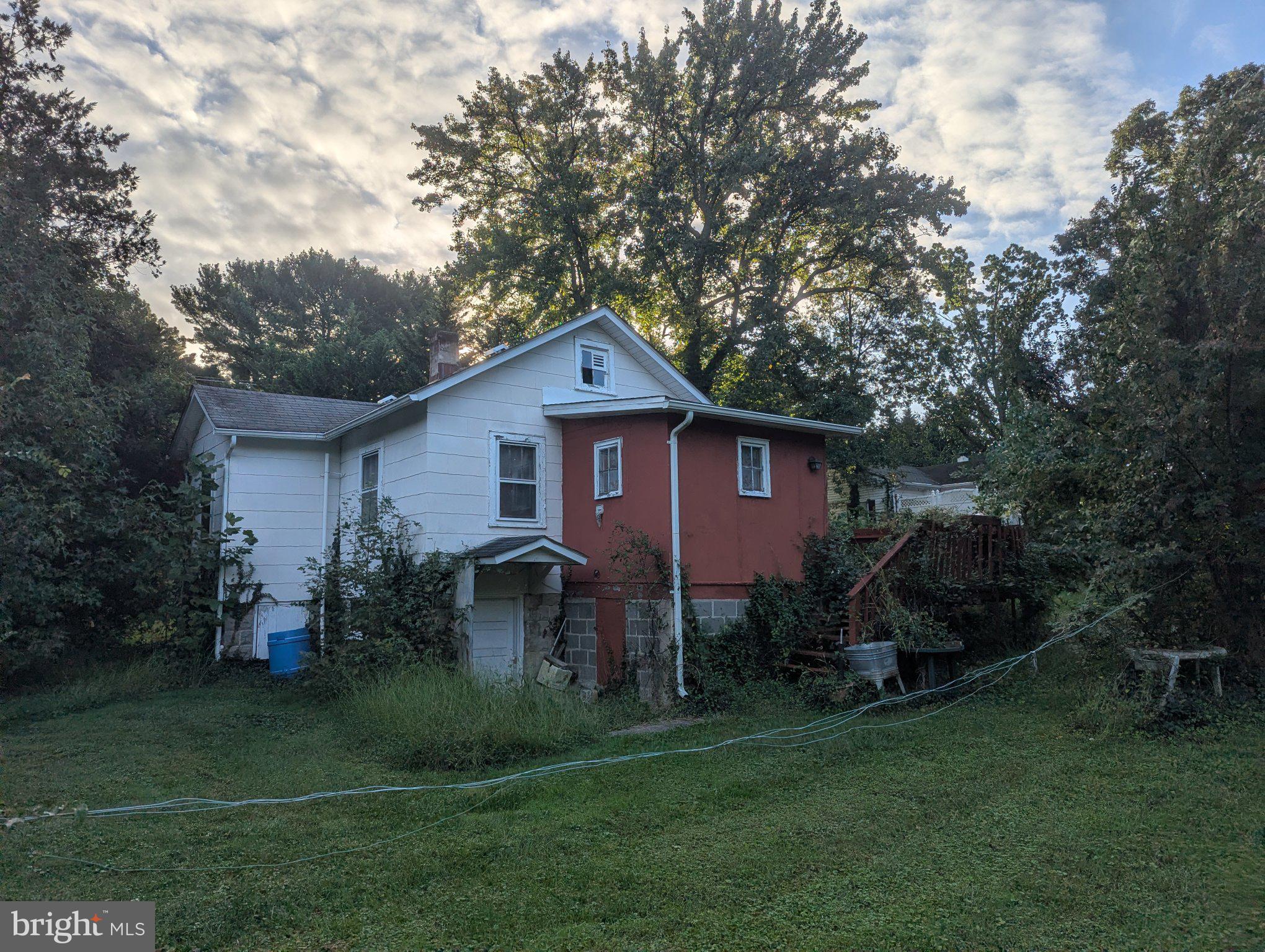 2400 OLD MOUNTAIN RD CENTER