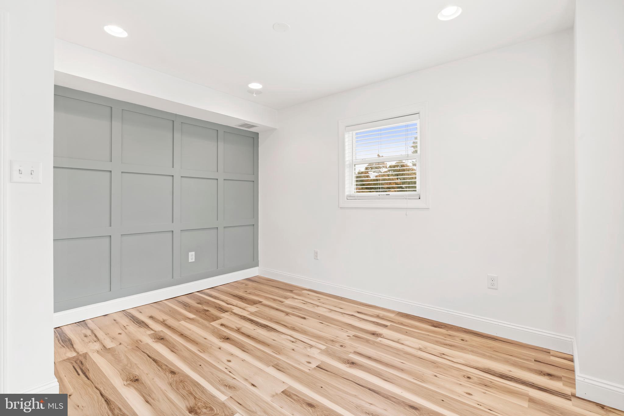 ROXBOROUGH - Residential Lease