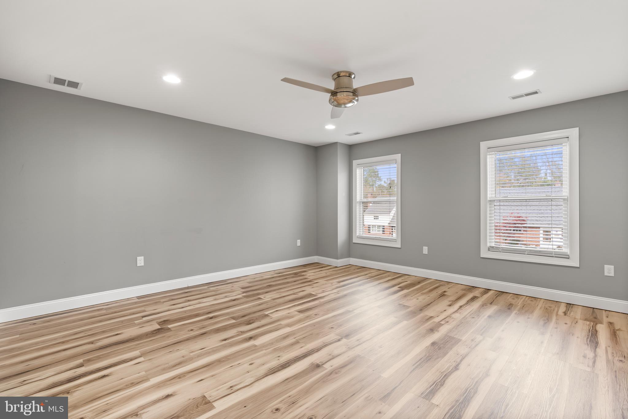 ROXBOROUGH - Residential Lease