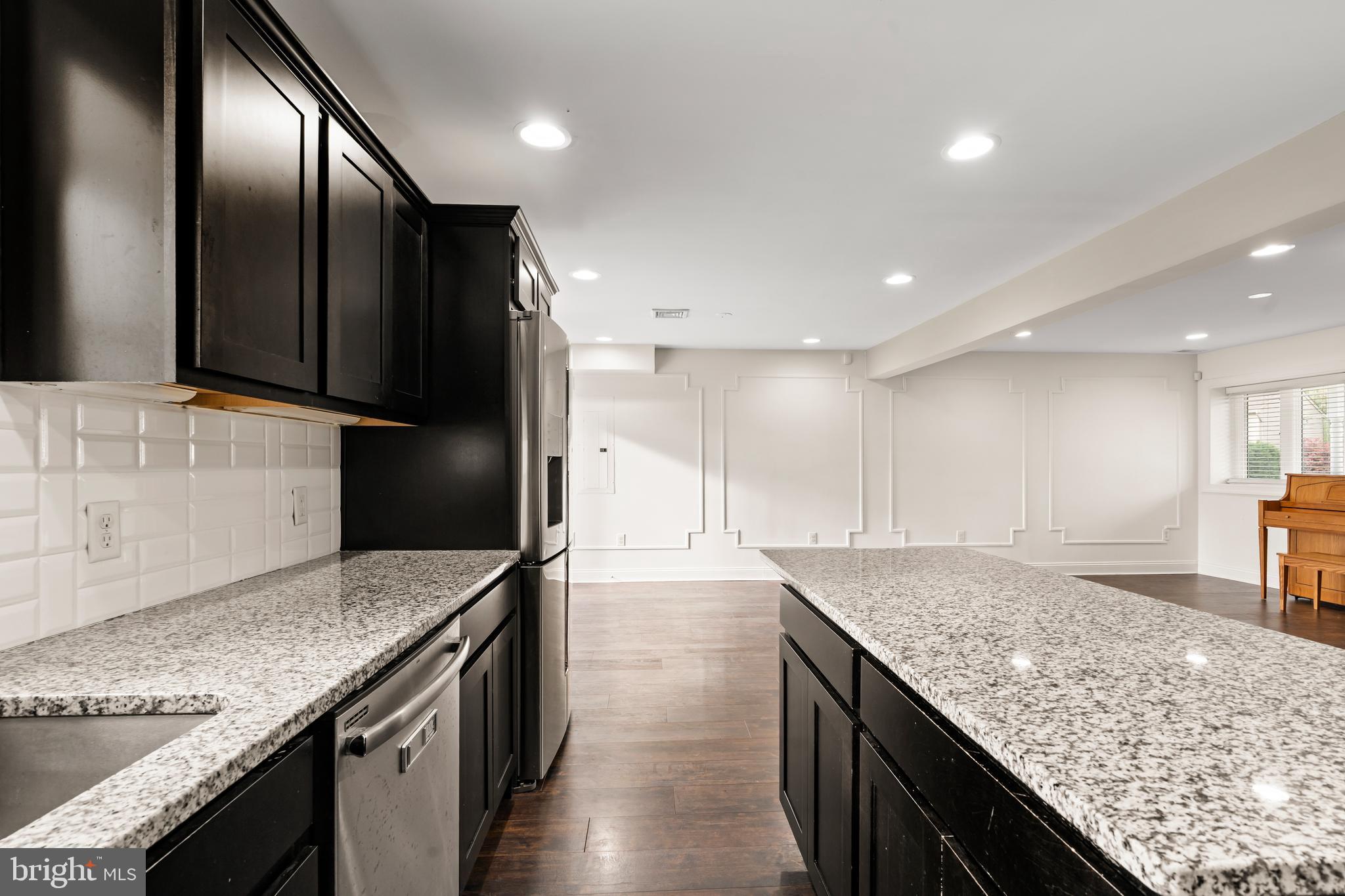 ROXBOROUGH - Residential Lease