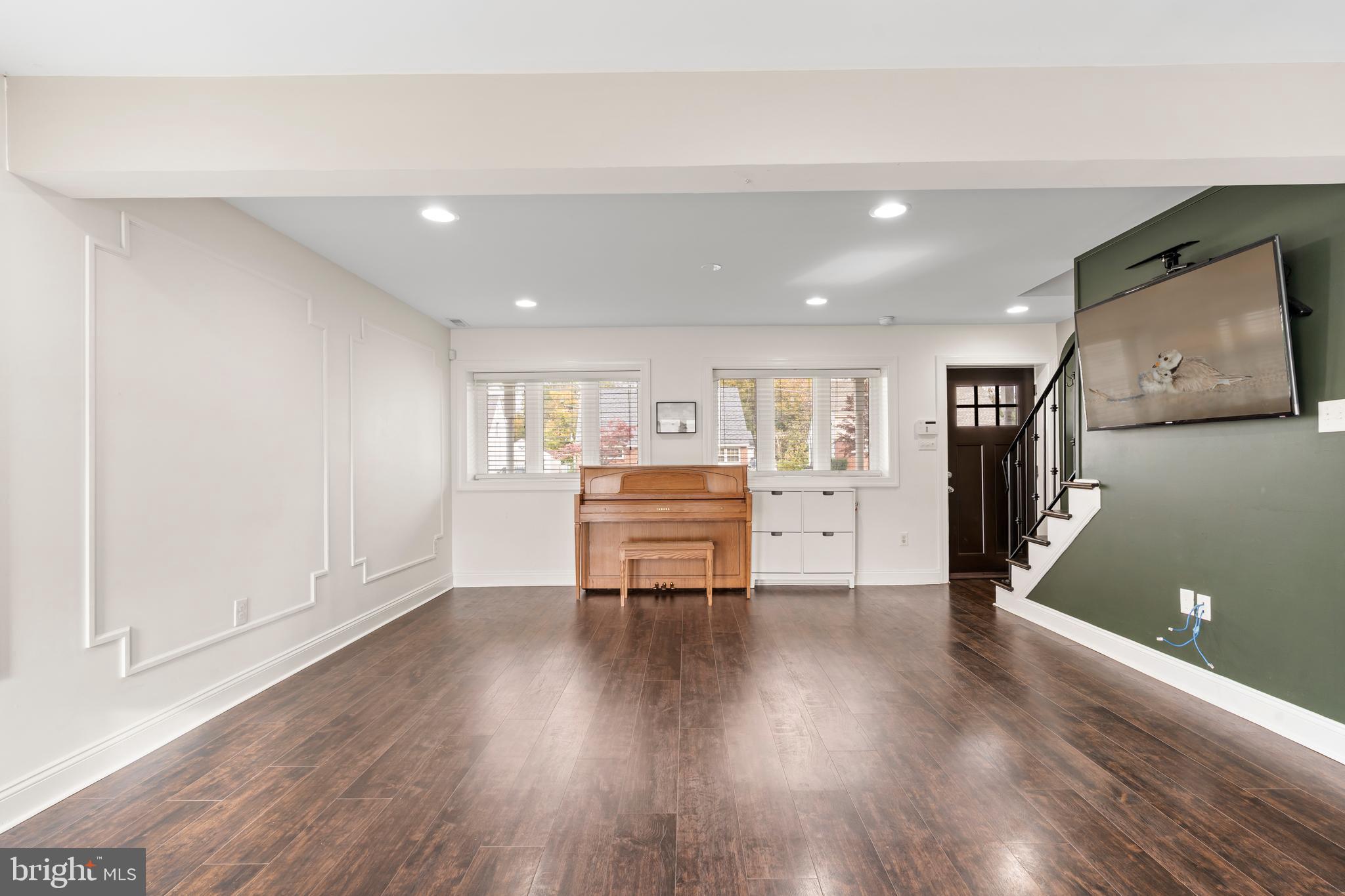 ROXBOROUGH - Residential Lease