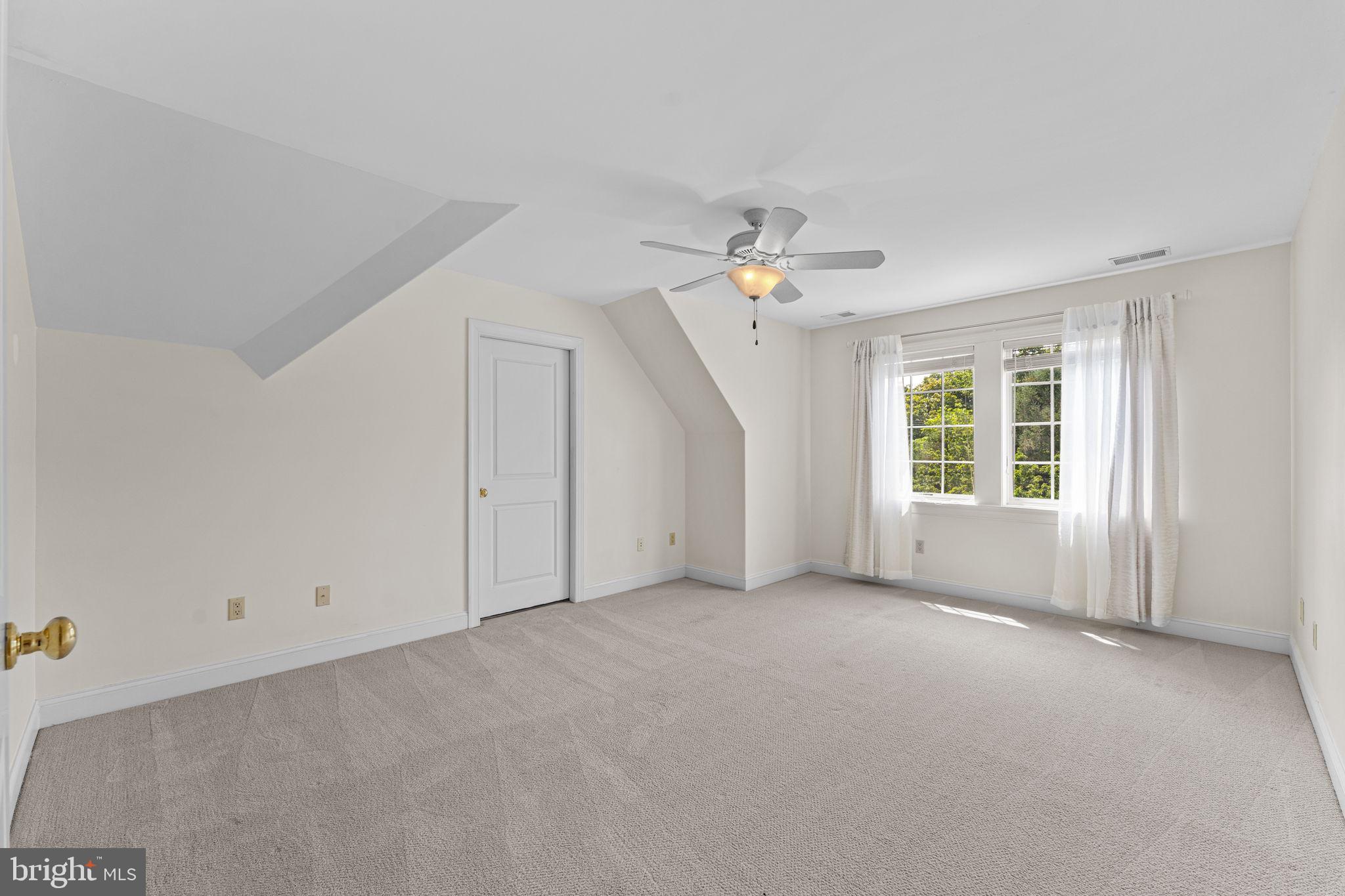 DOVECOTE - Residential