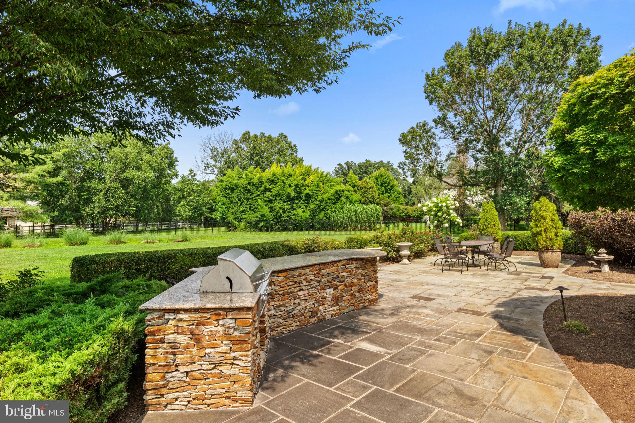 DOVECOTE - Residential