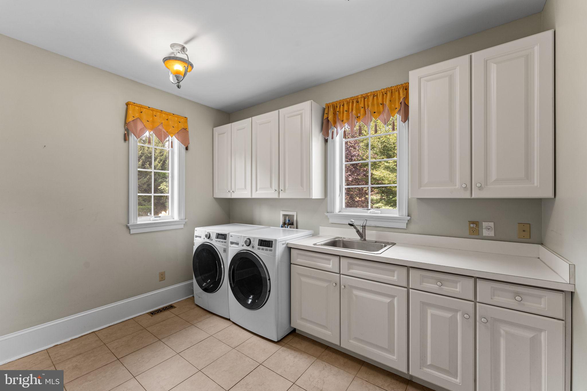 DOVECOTE - Residential