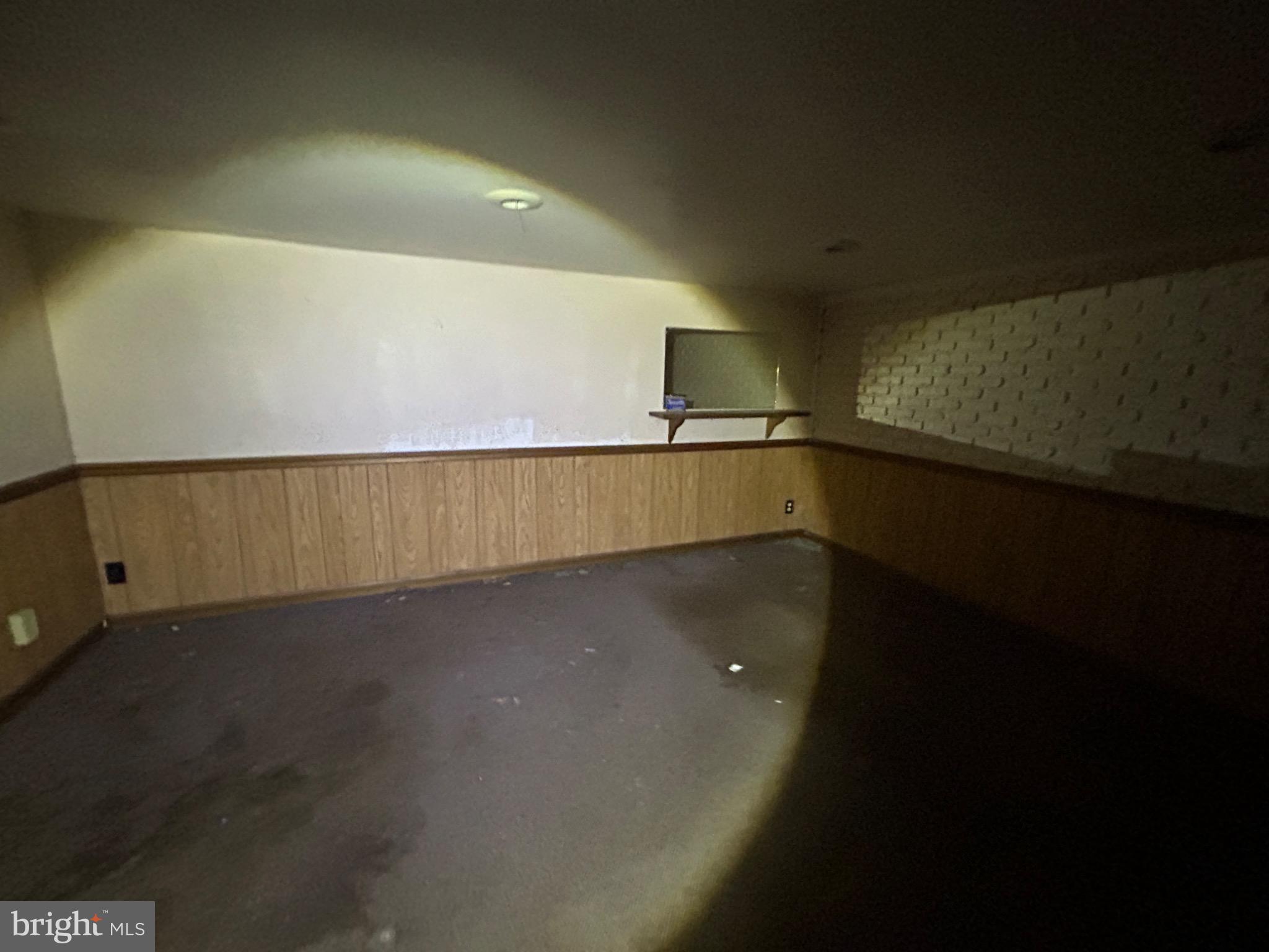 TWIN OAKS - Residential