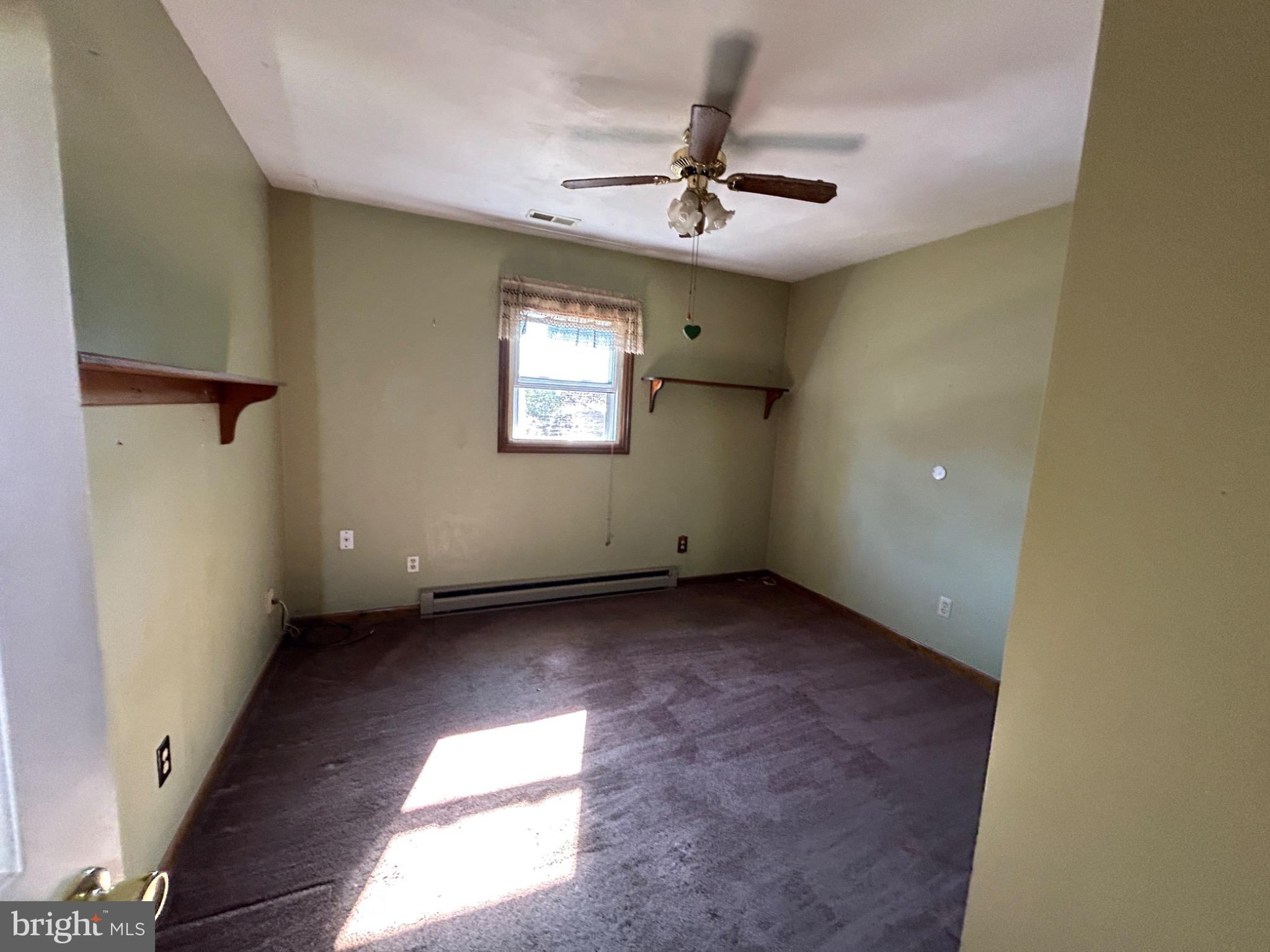 TWIN OAKS - Residential