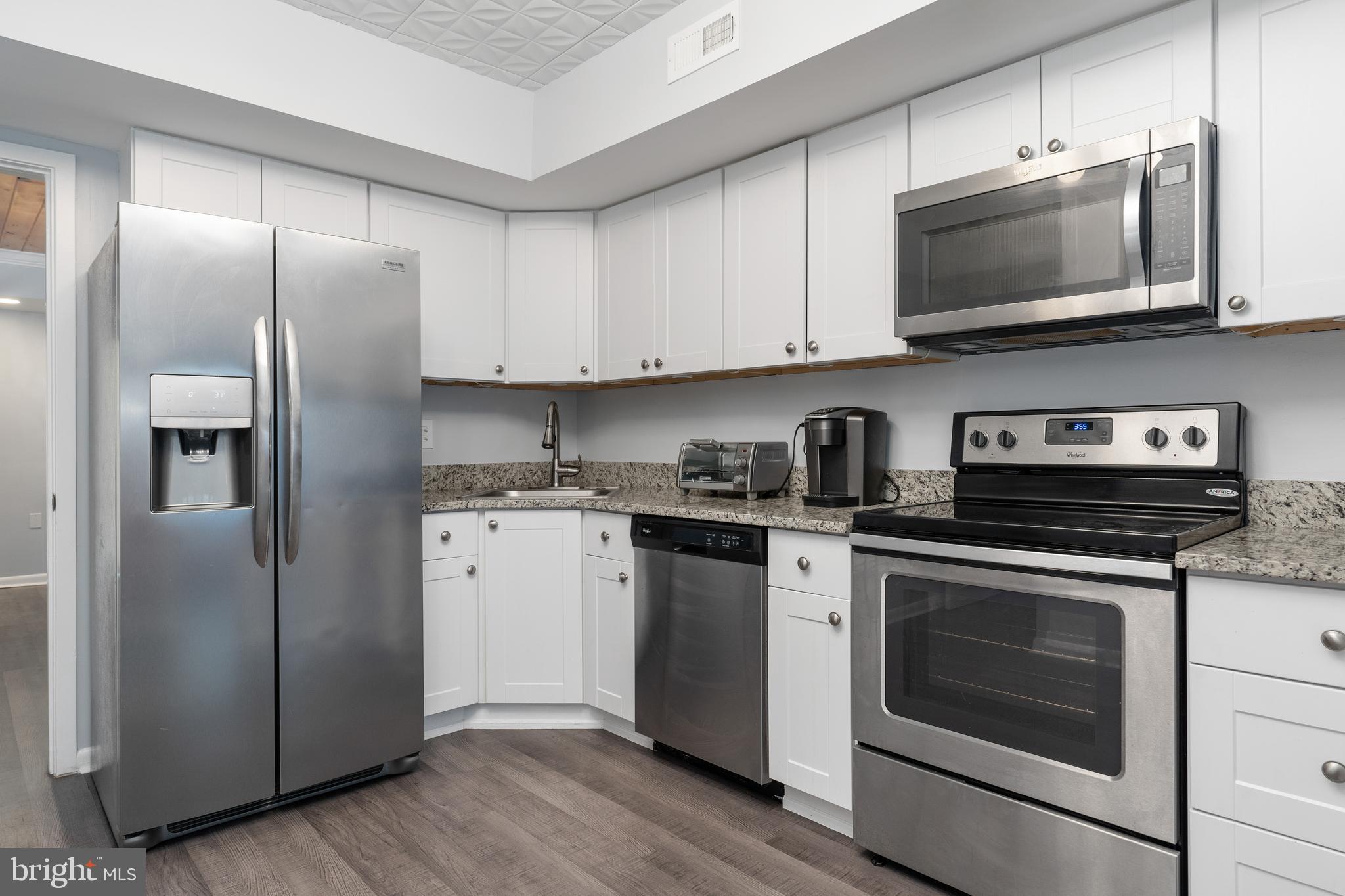 ANNEN WOODS - Residential