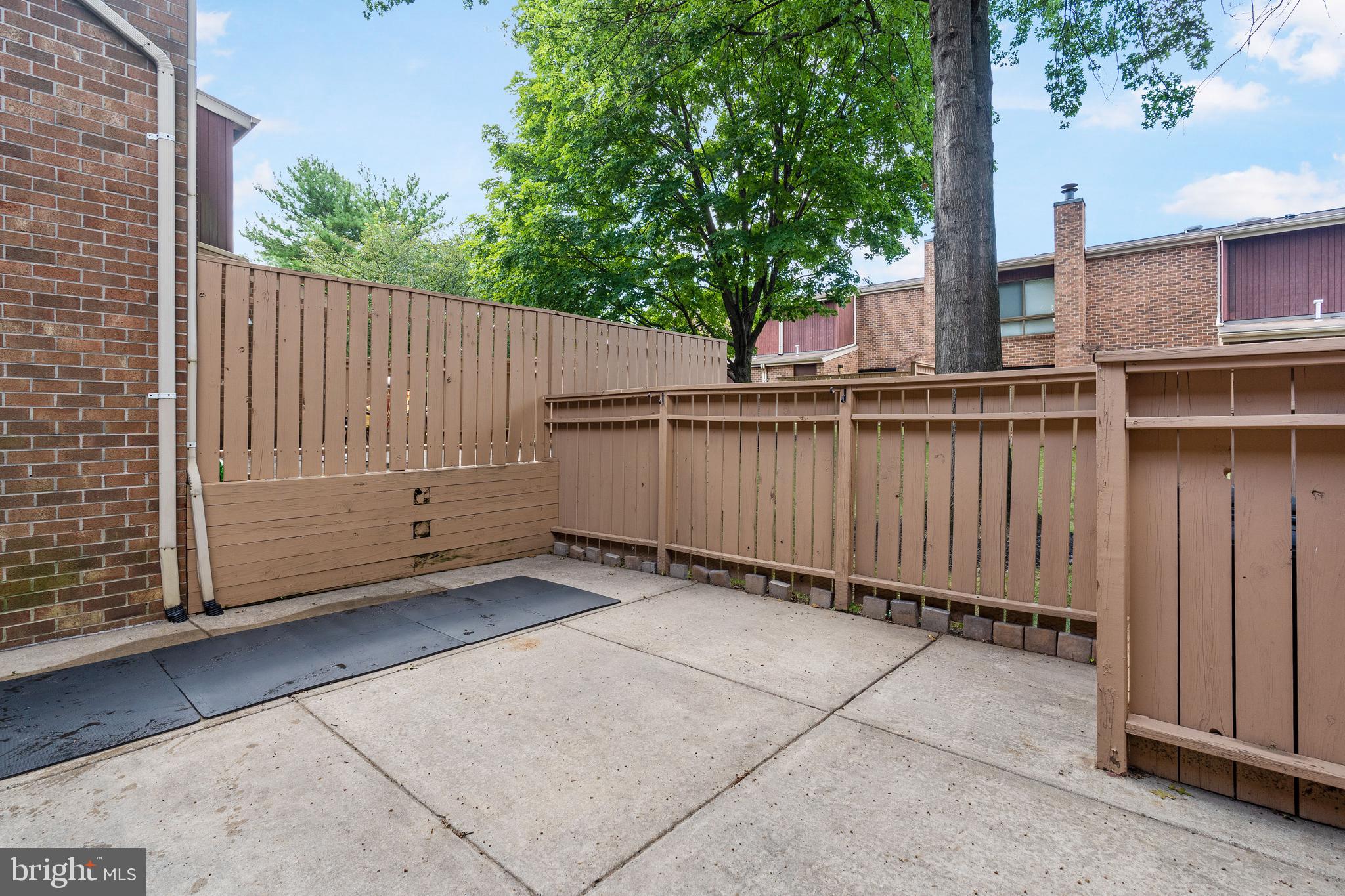 ANNEN WOODS - Residential