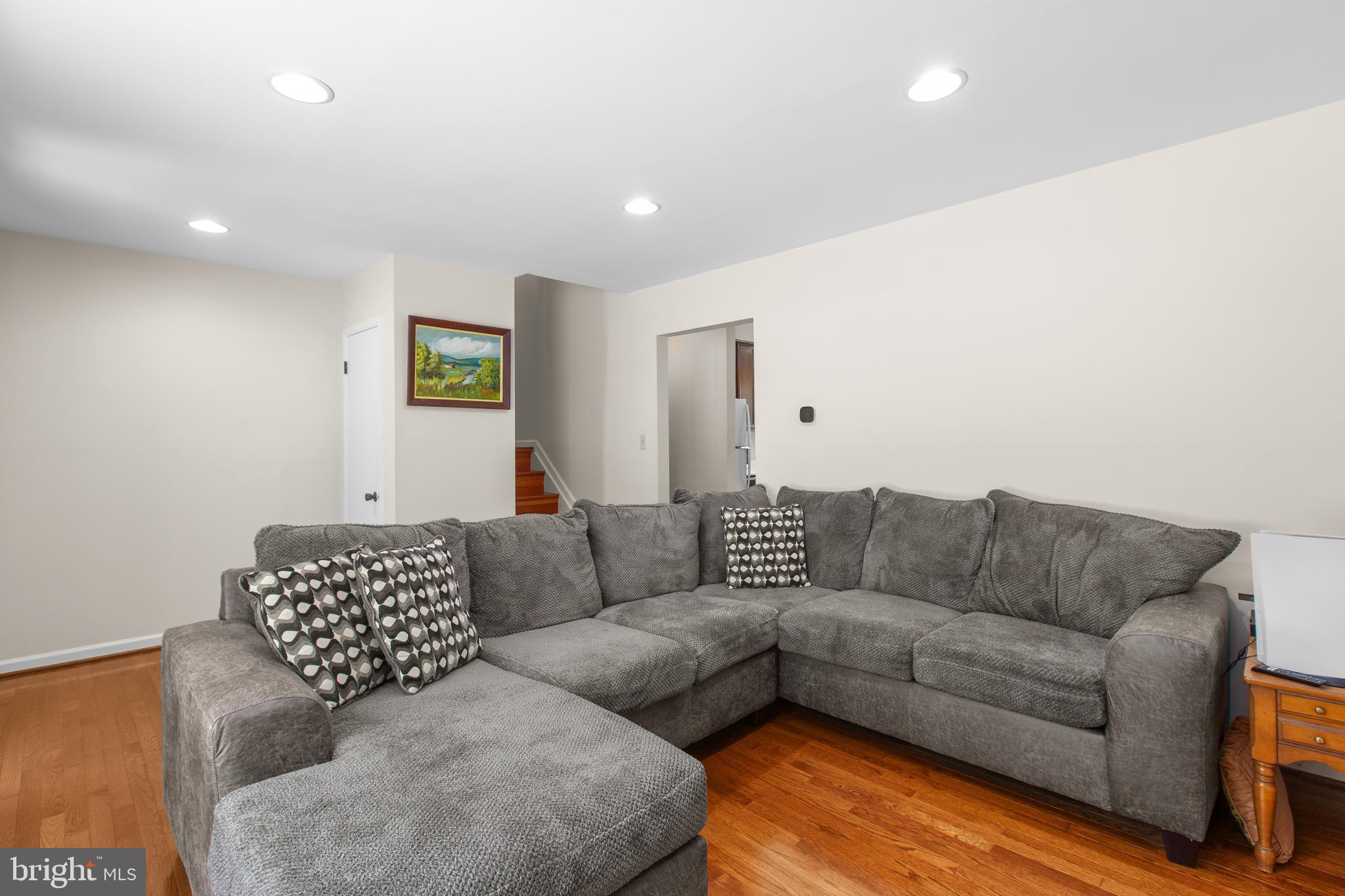 WOODRIDGE - Residential
