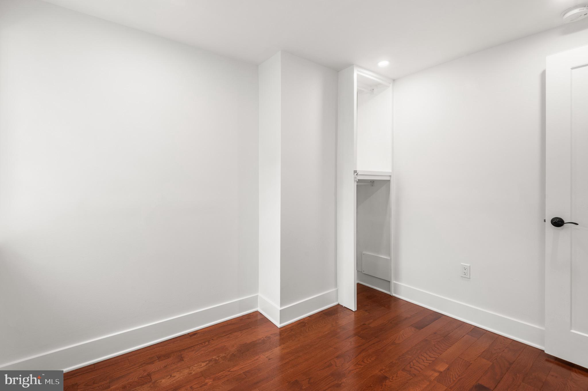 PHILADELPHIA (SOUTH) - Residential