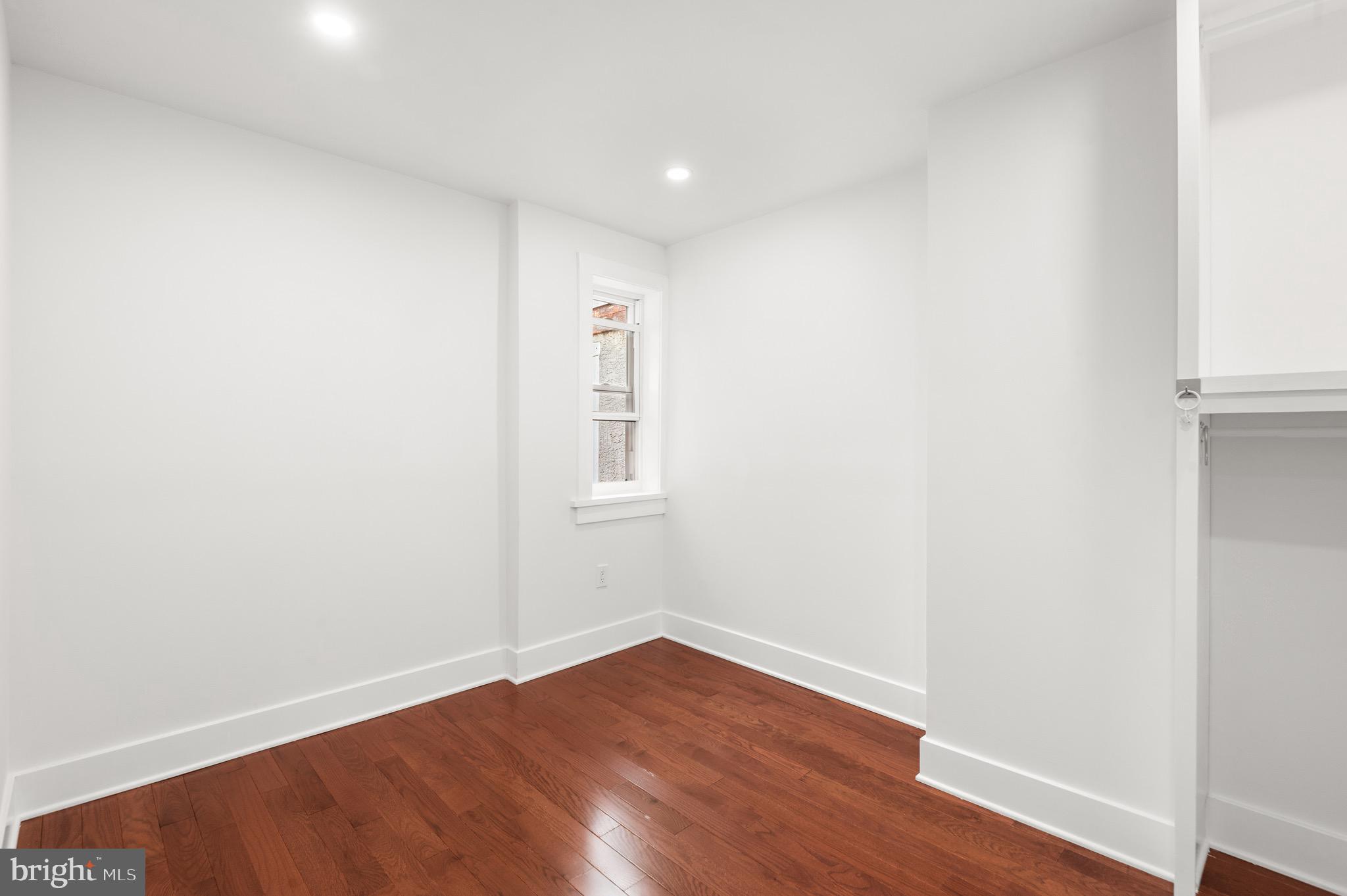 PHILADELPHIA (SOUTH) - Residential