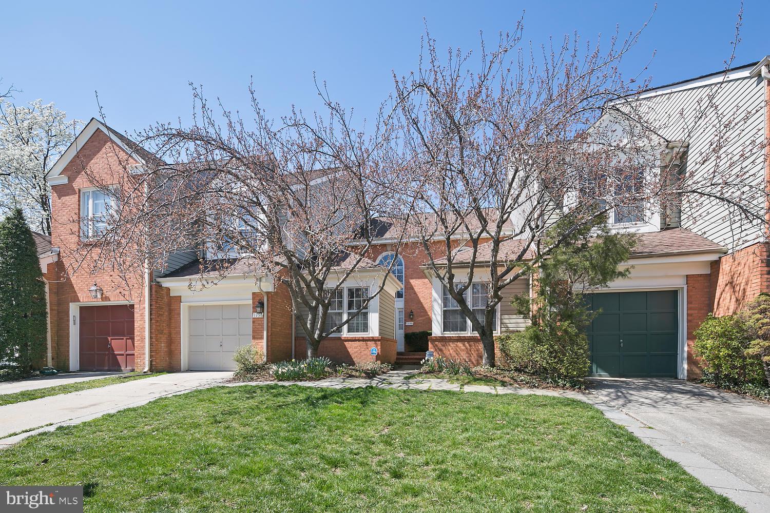 BELLE HAVEN ON THE GREEN - Residential