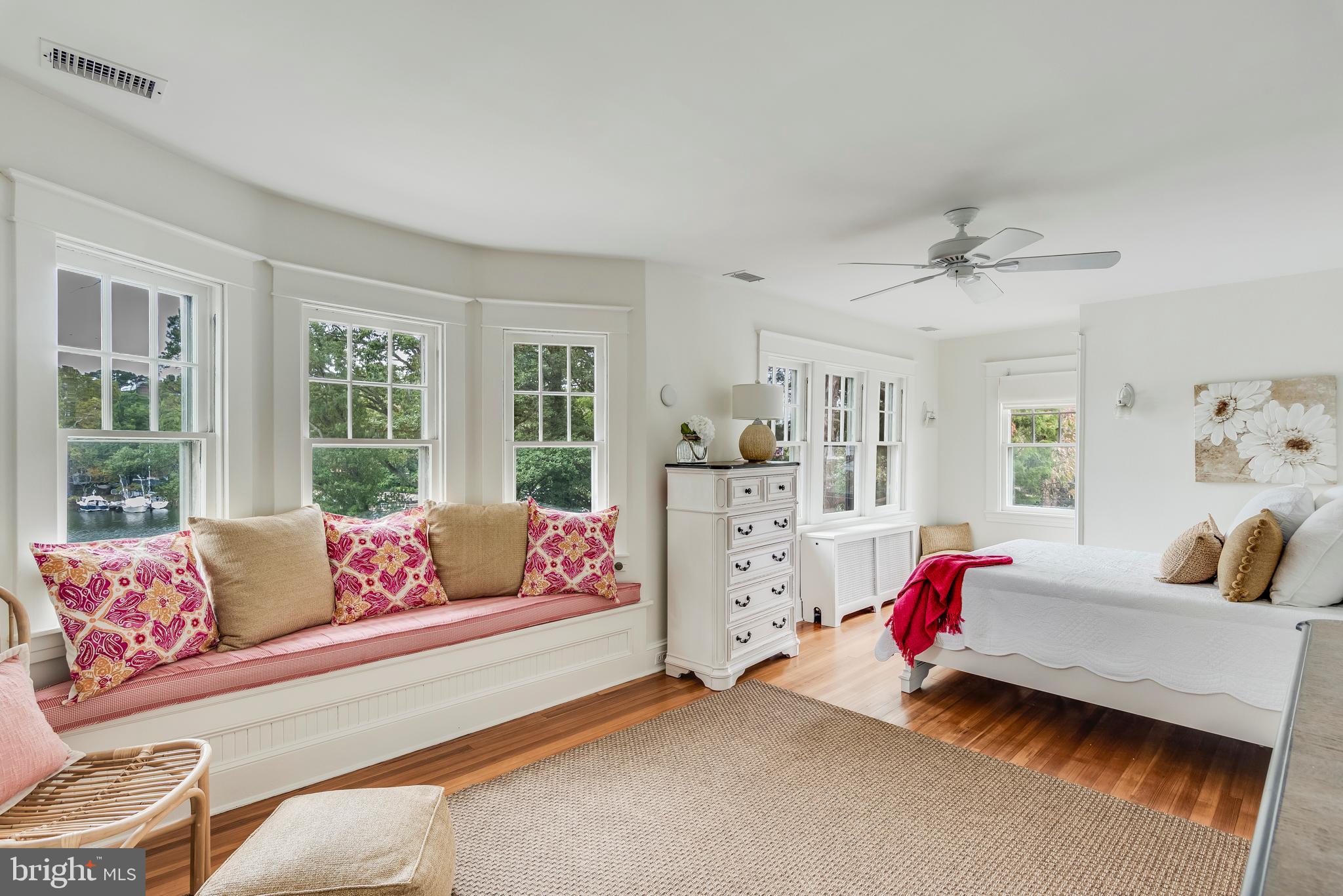 WEST ANNAPOLIS - Residential