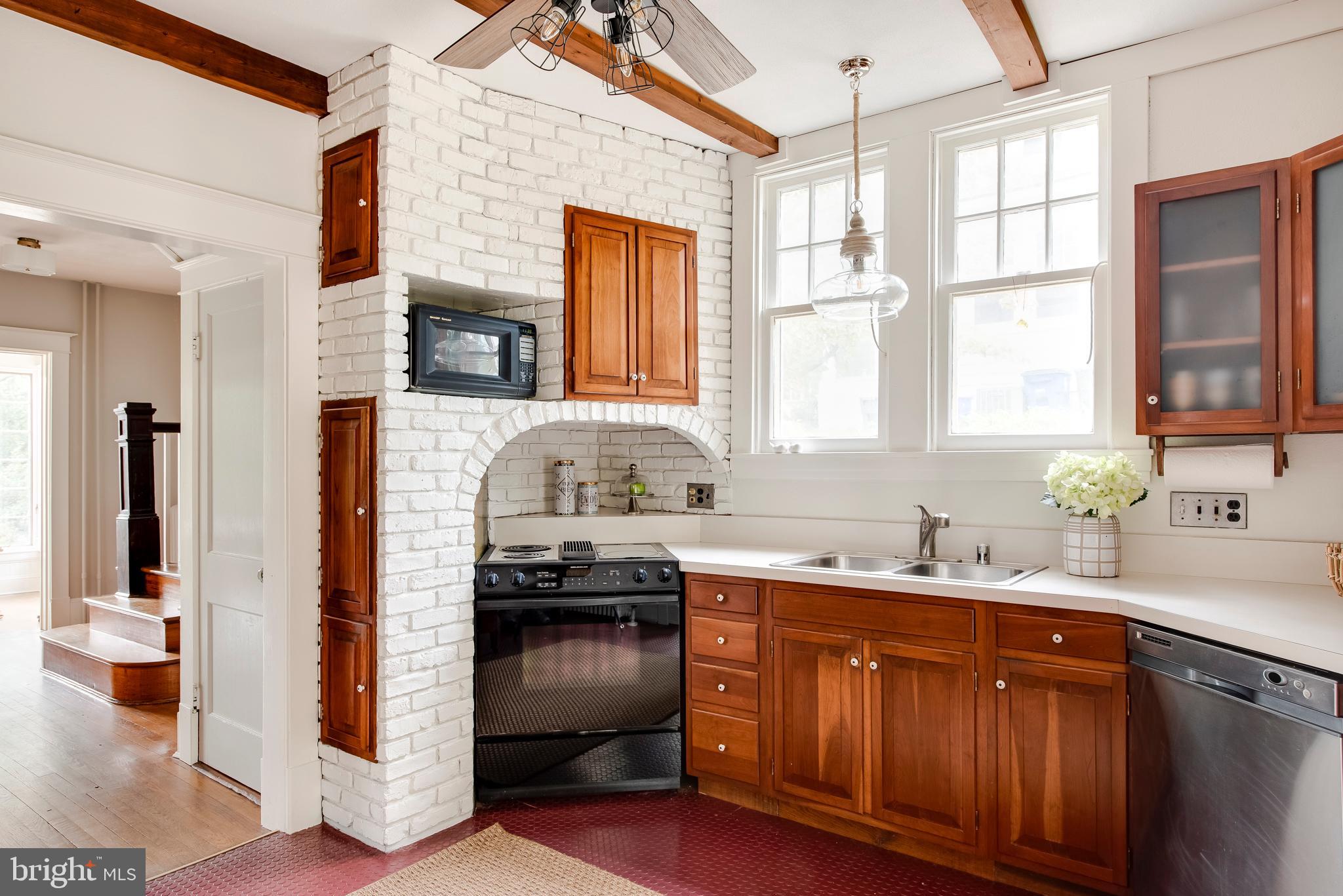 WEST ANNAPOLIS - Residential