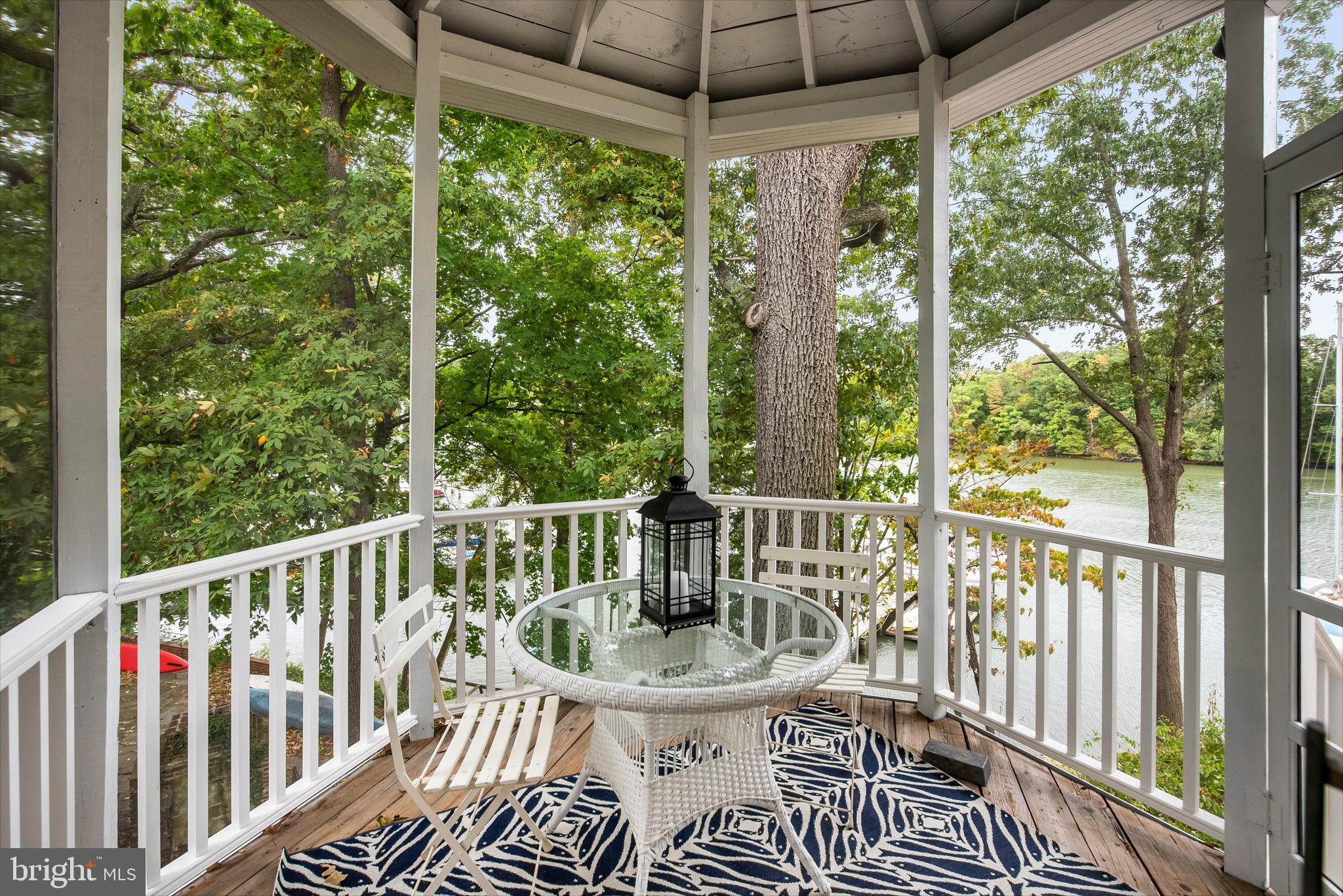 WEST ANNAPOLIS - Residential