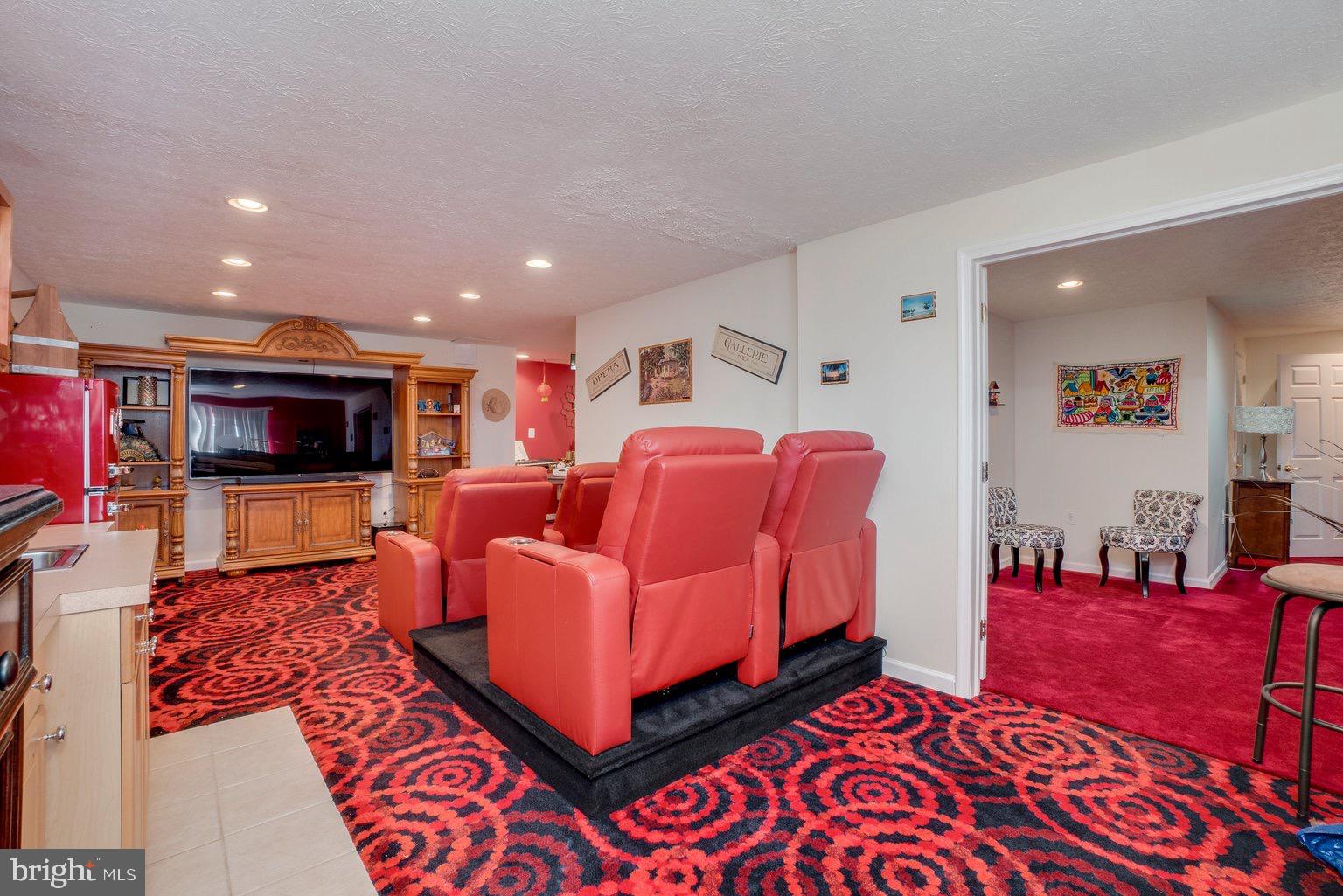 LYONSWOOD - Residential