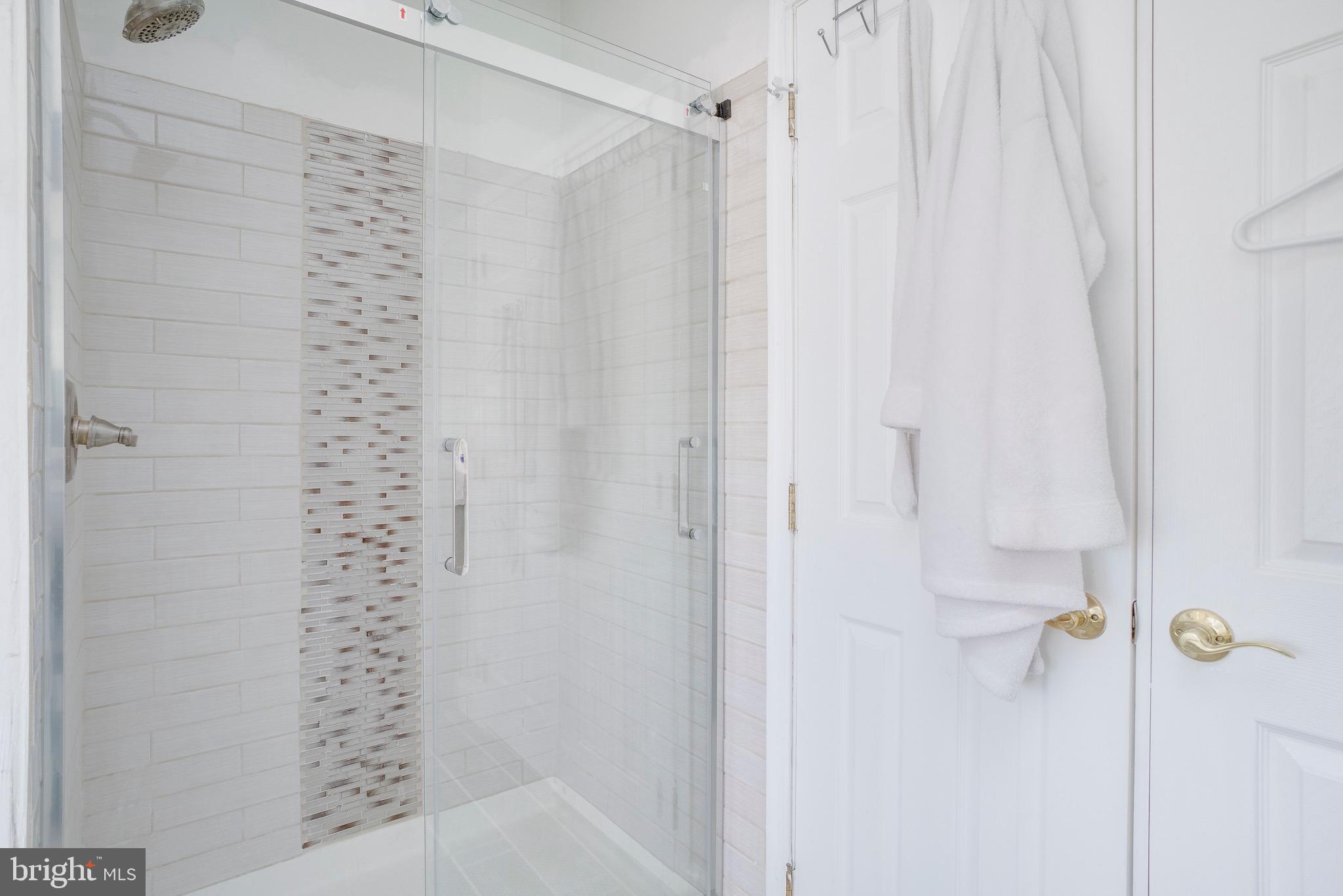 LYONSWOOD - Residential