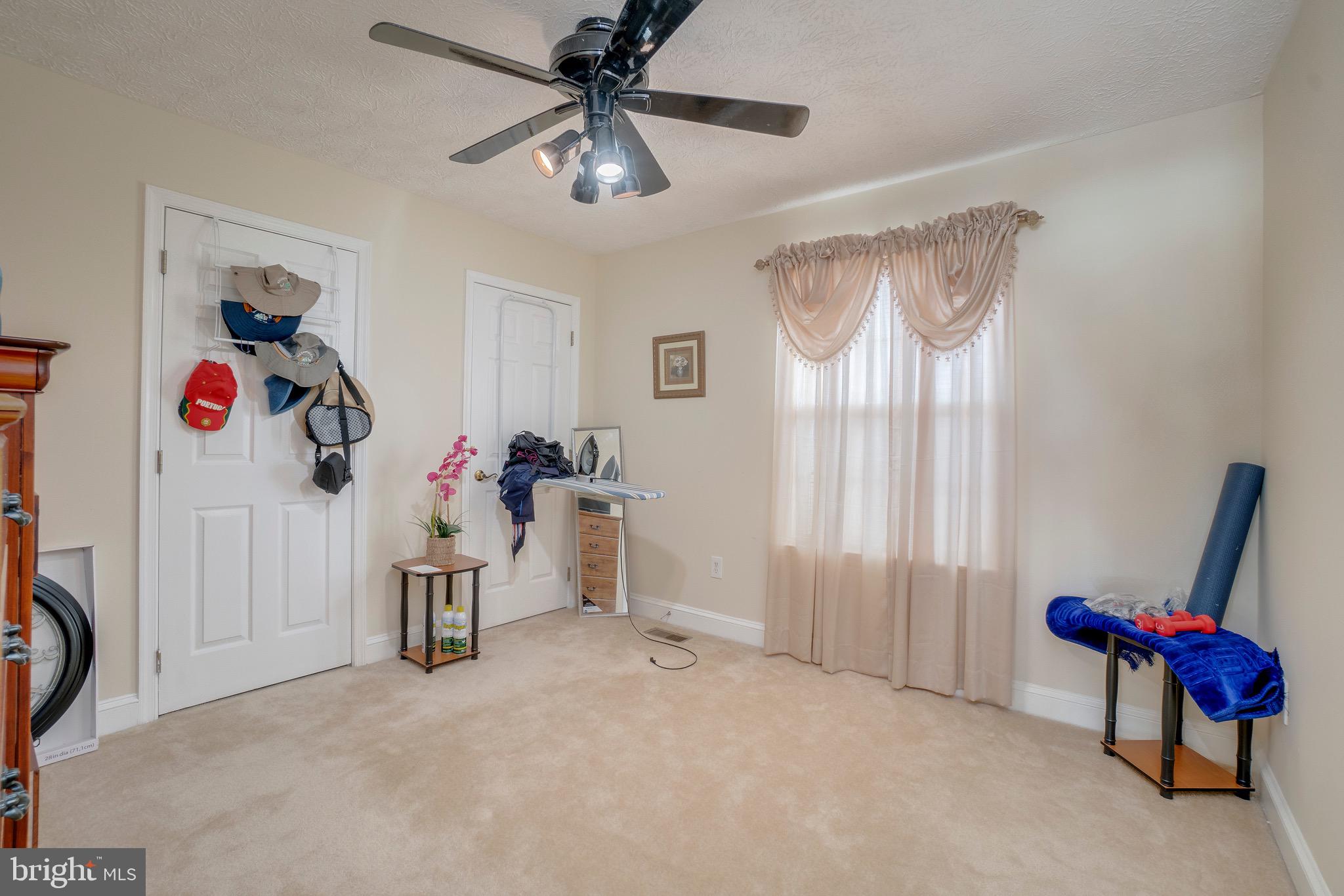 LYONSWOOD - Residential