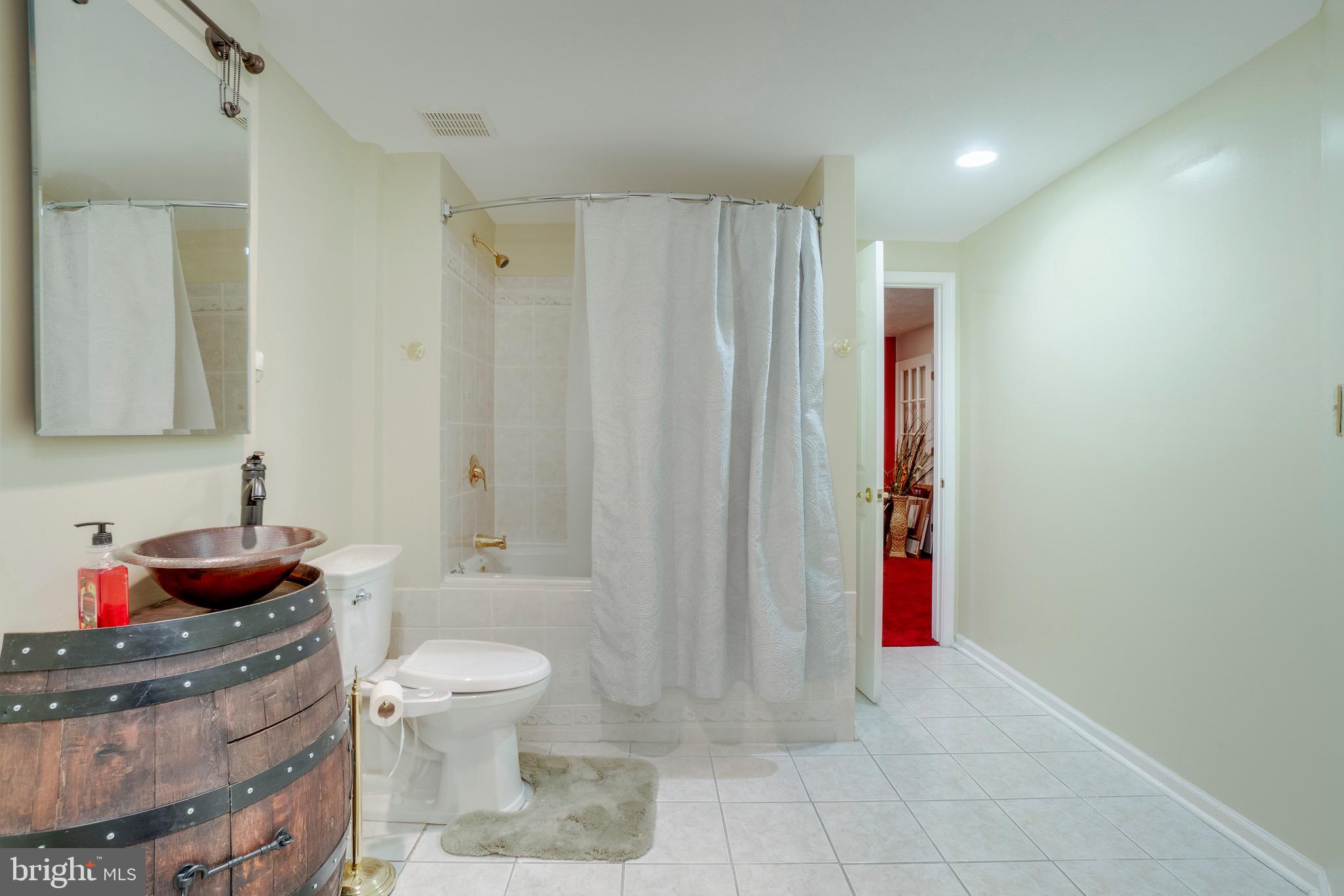 LYONSWOOD - Residential