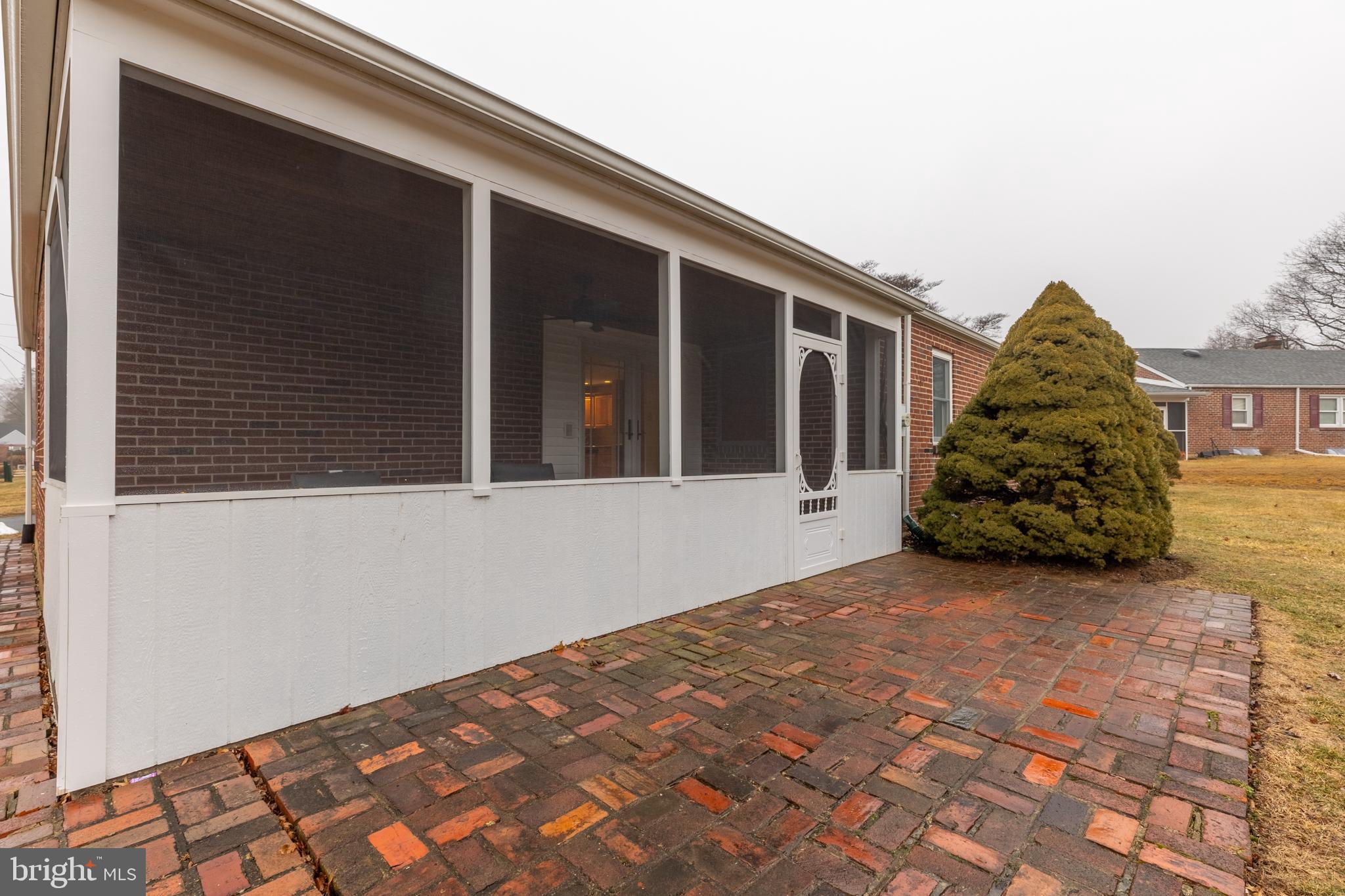 LIMESTONE ACRES - Residential