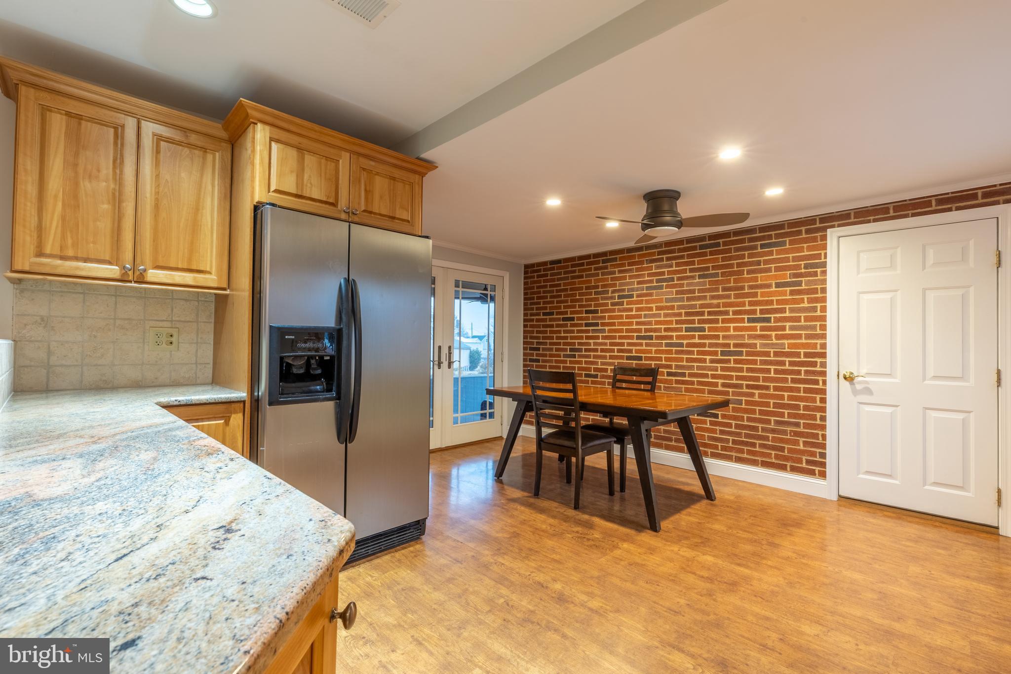 LIMESTONE ACRES - Residential