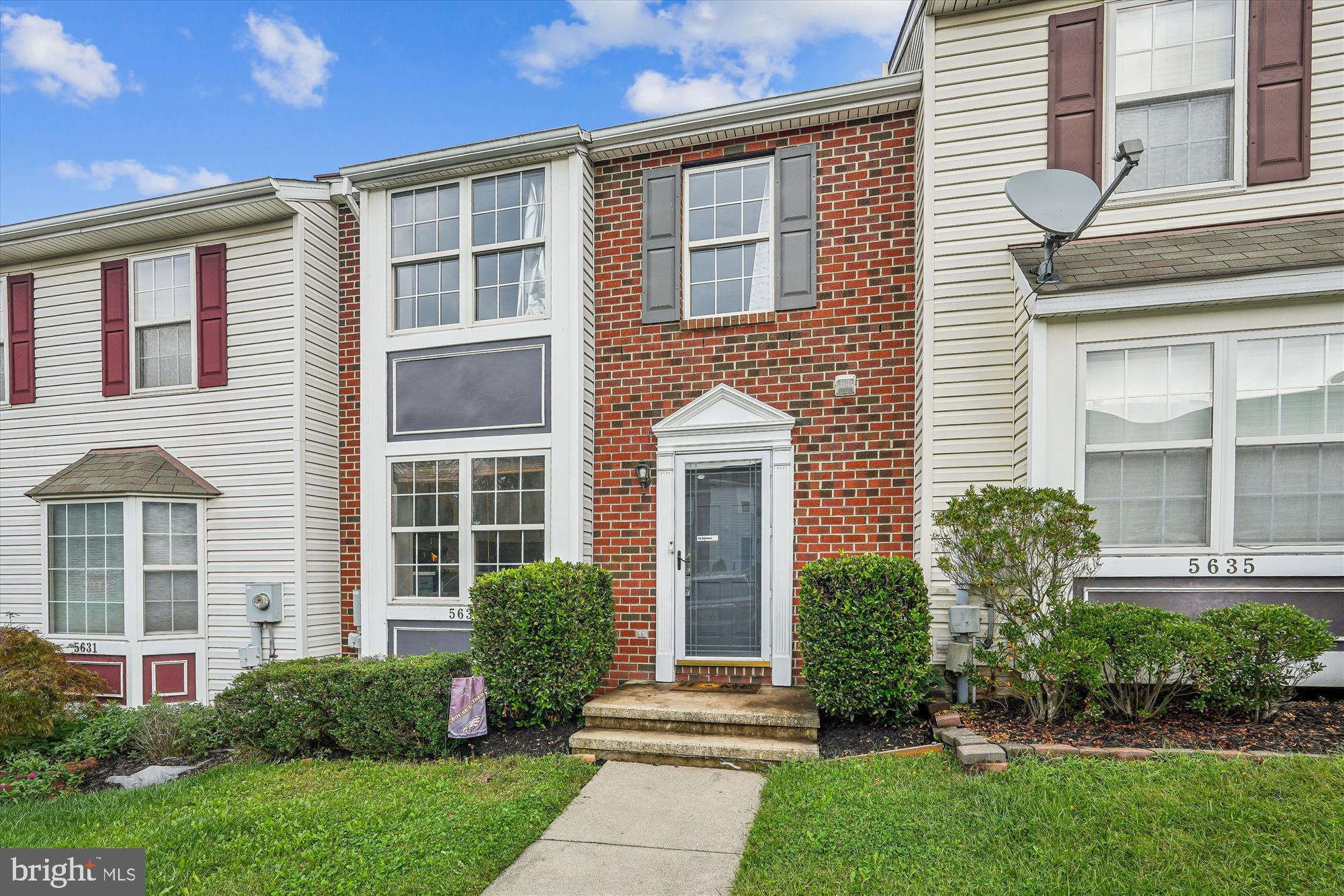 5633 TESSIE COURT