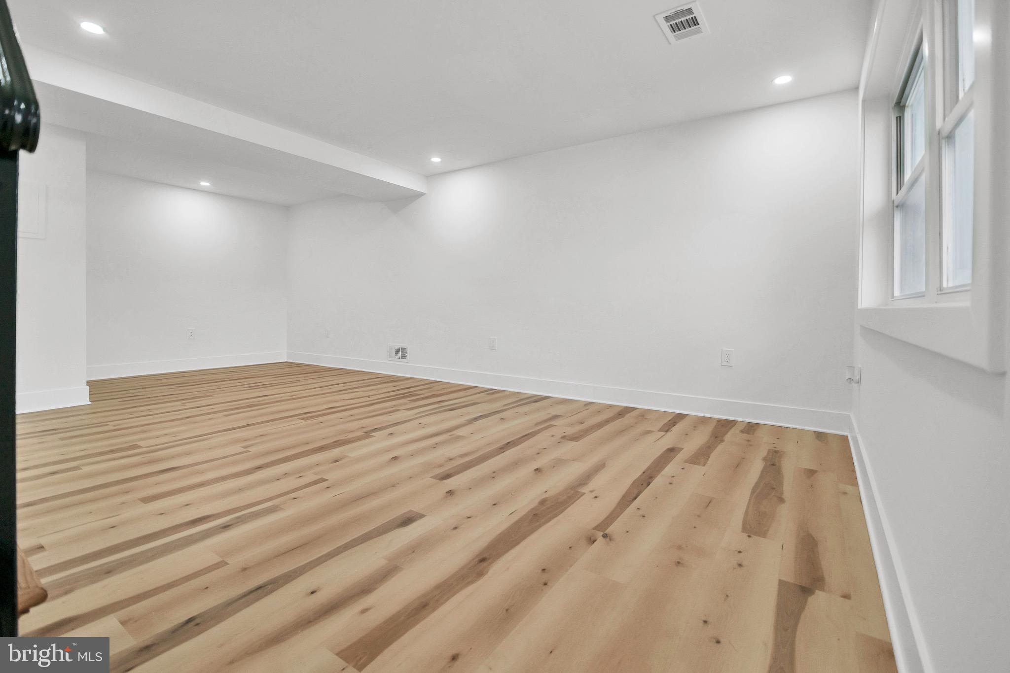 MARLBORO MEADOWS - Residential