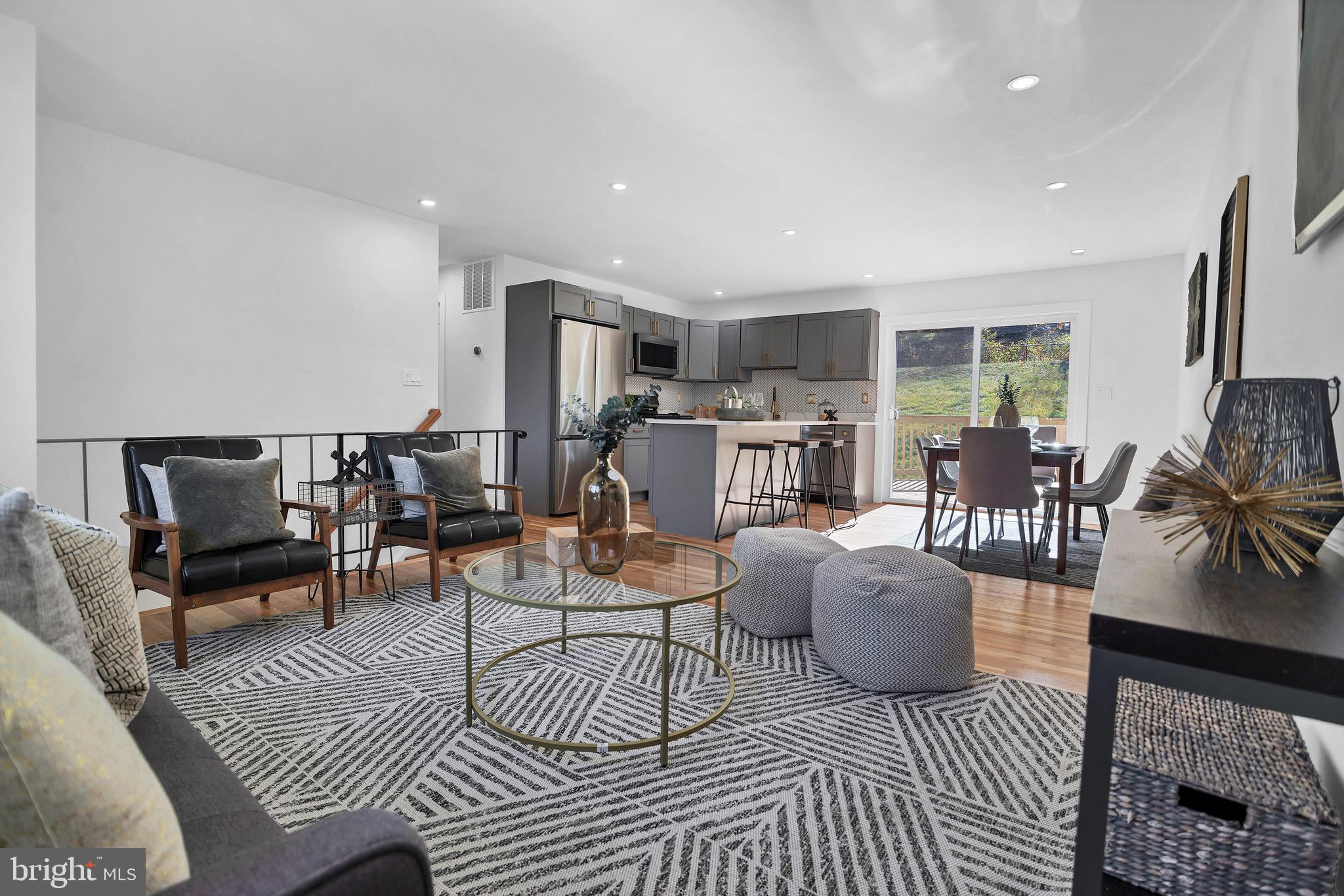 MARLBORO MEADOWS - Residential