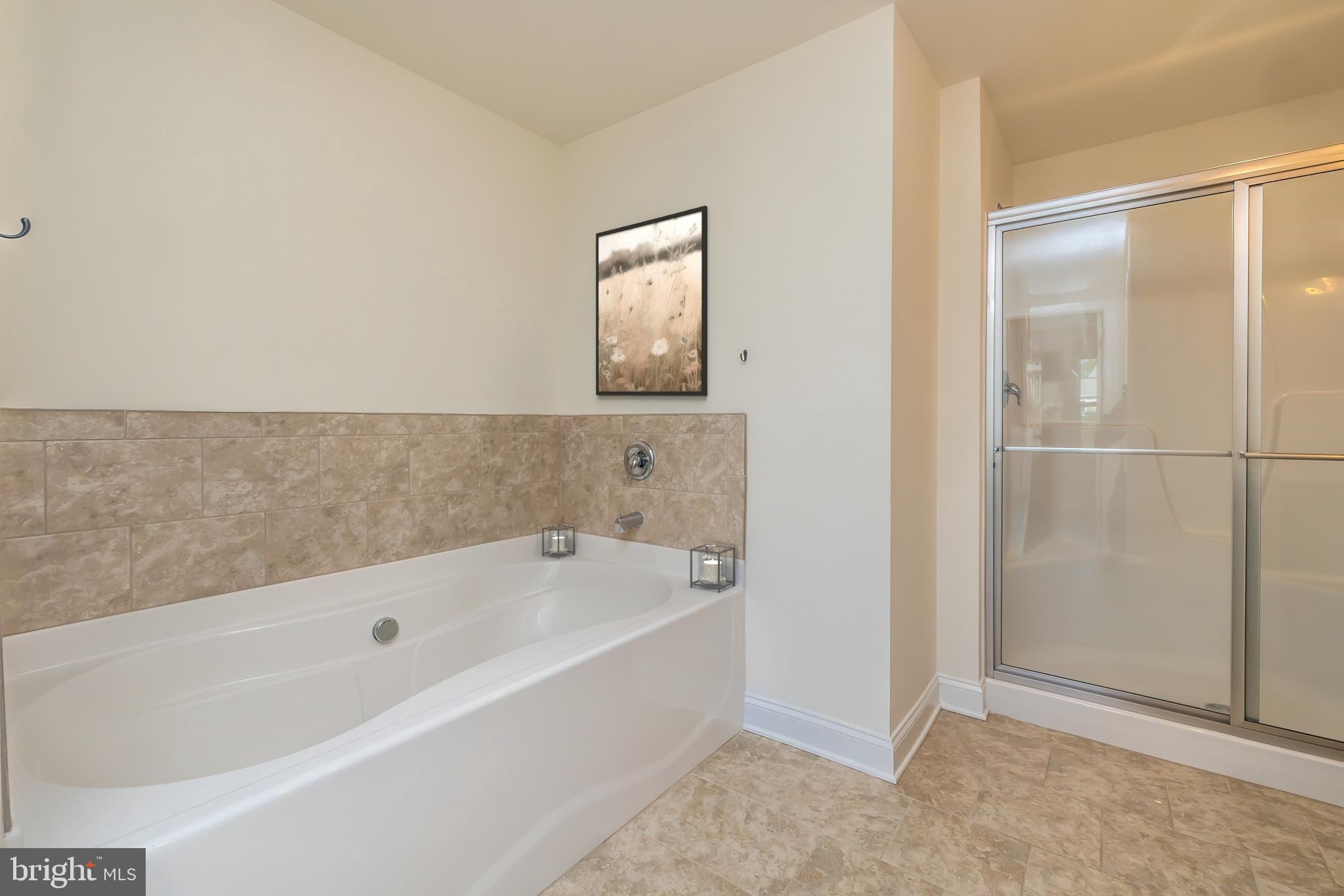 VILLAGE GREENE - Residential