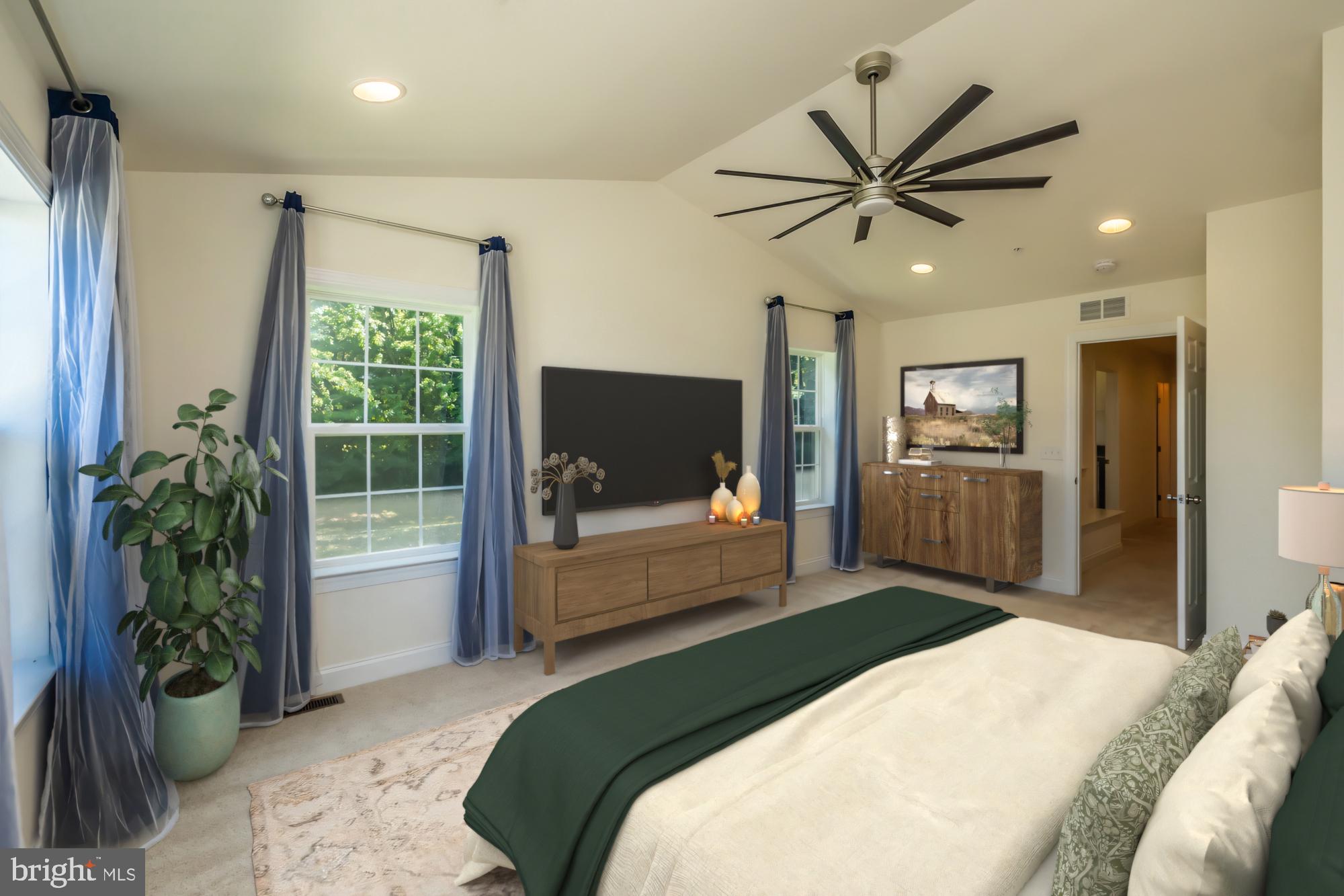 VILLAGE GREENE - Residential