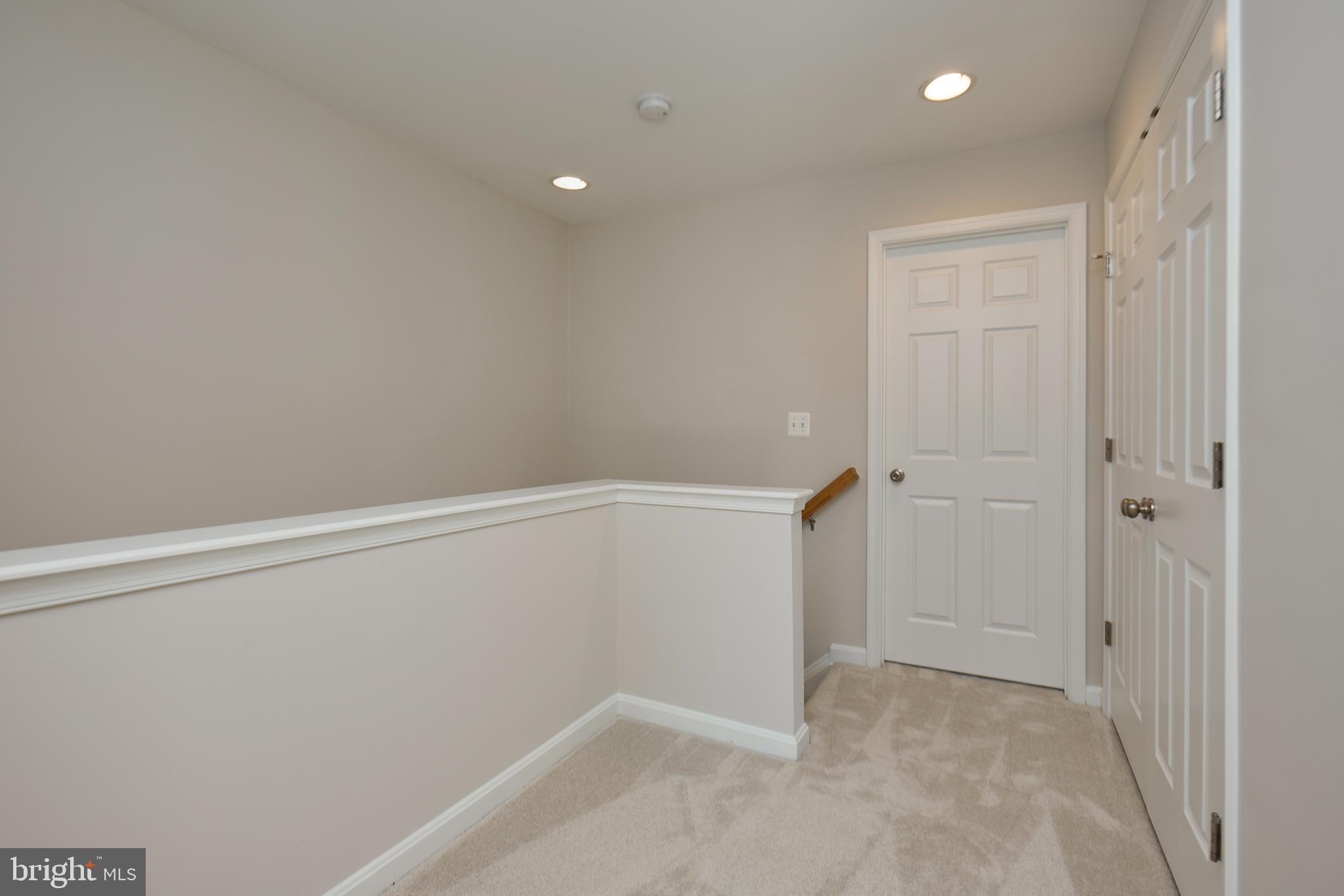 ALEXANDERS CHASE - Residential