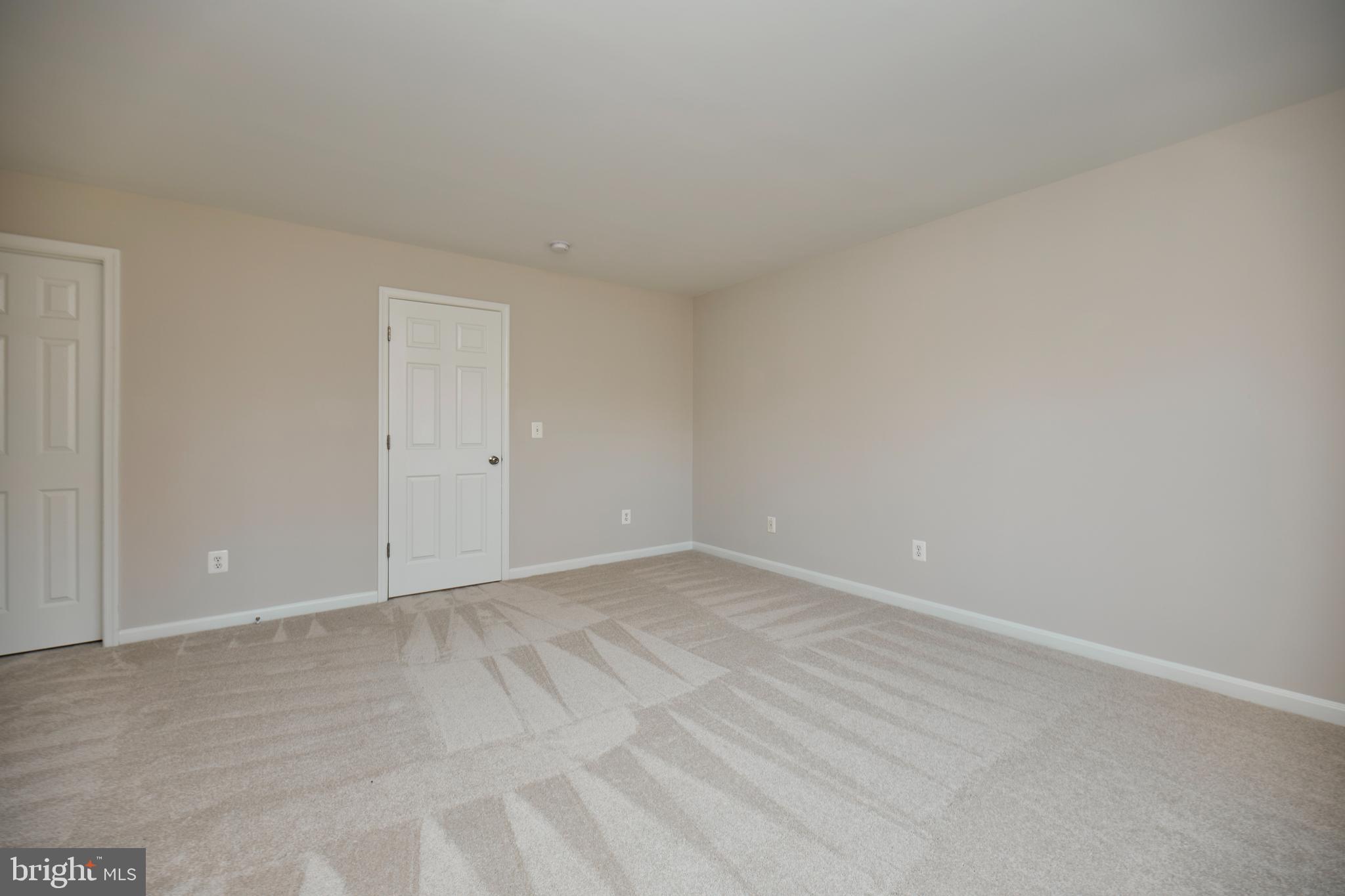 ALEXANDERS CHASE - Residential