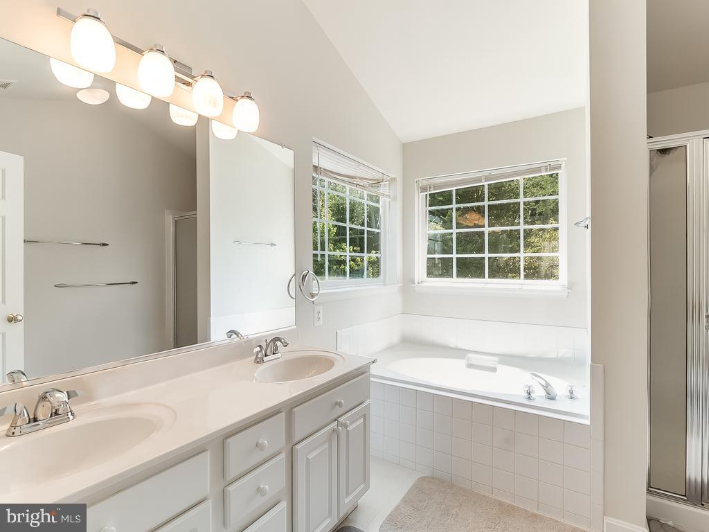 SALEM FIELDS - Residential