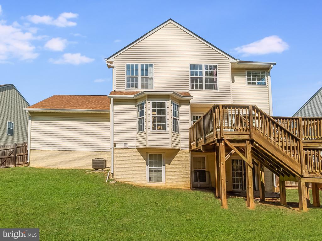 SALEM FIELDS - Residential