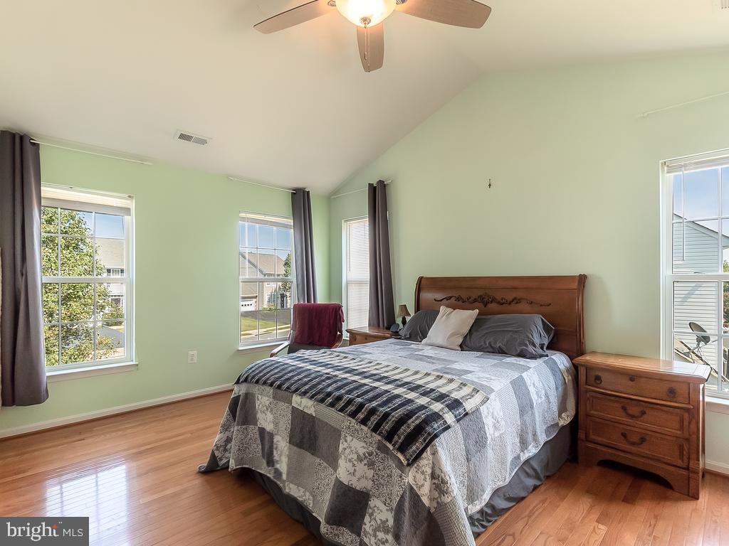 SALEM FIELDS - Residential