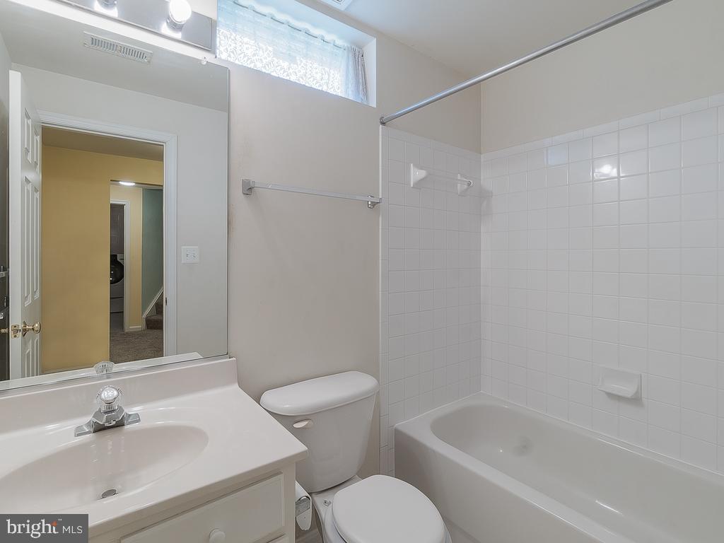 SALEM FIELDS - Residential