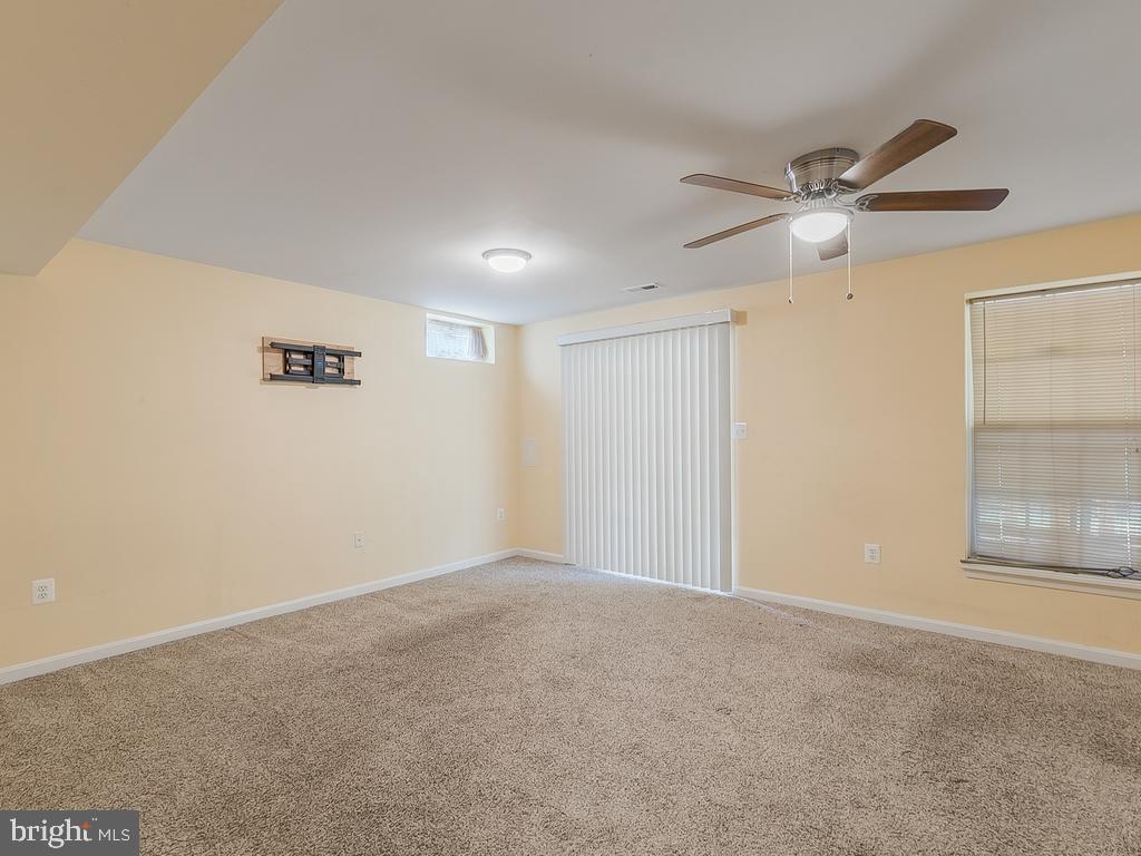 SALEM FIELDS - Residential