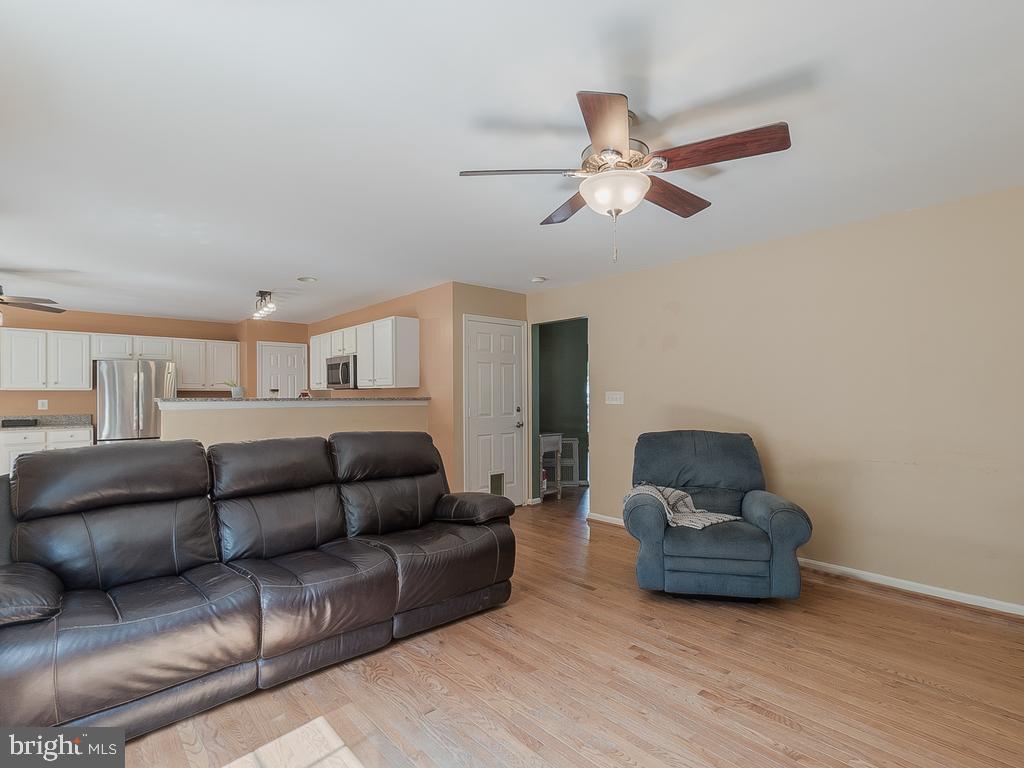 SALEM FIELDS - Residential