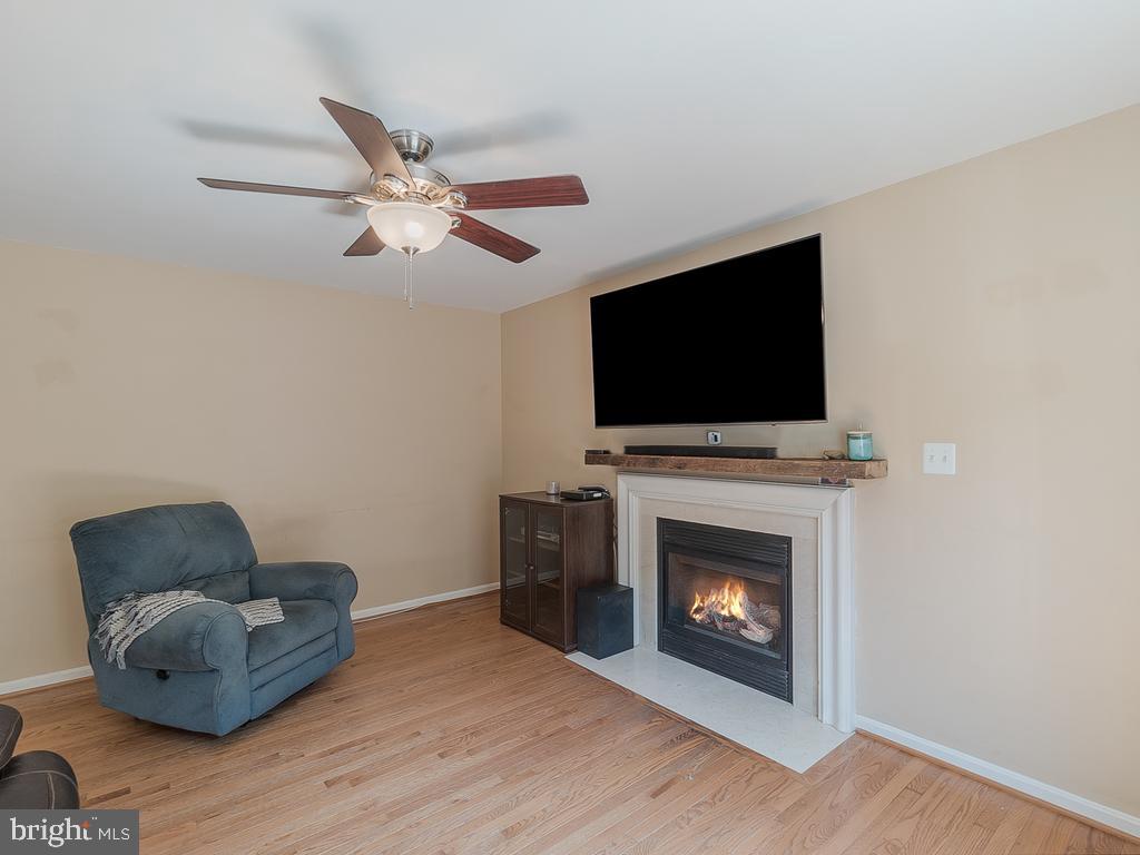 SALEM FIELDS - Residential