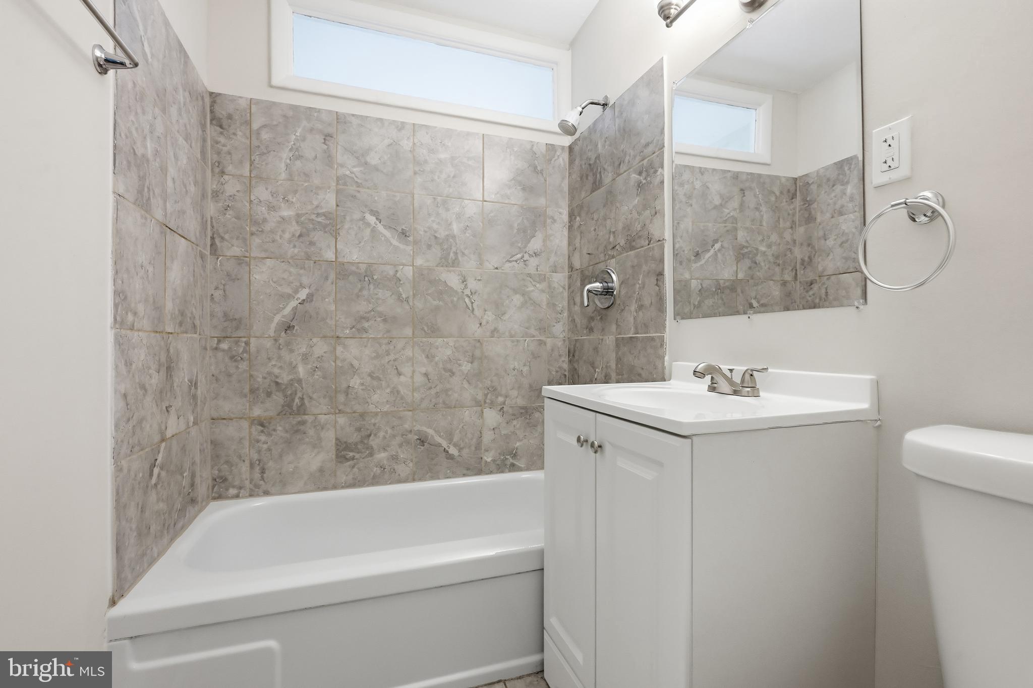 OAKMONT - Residential