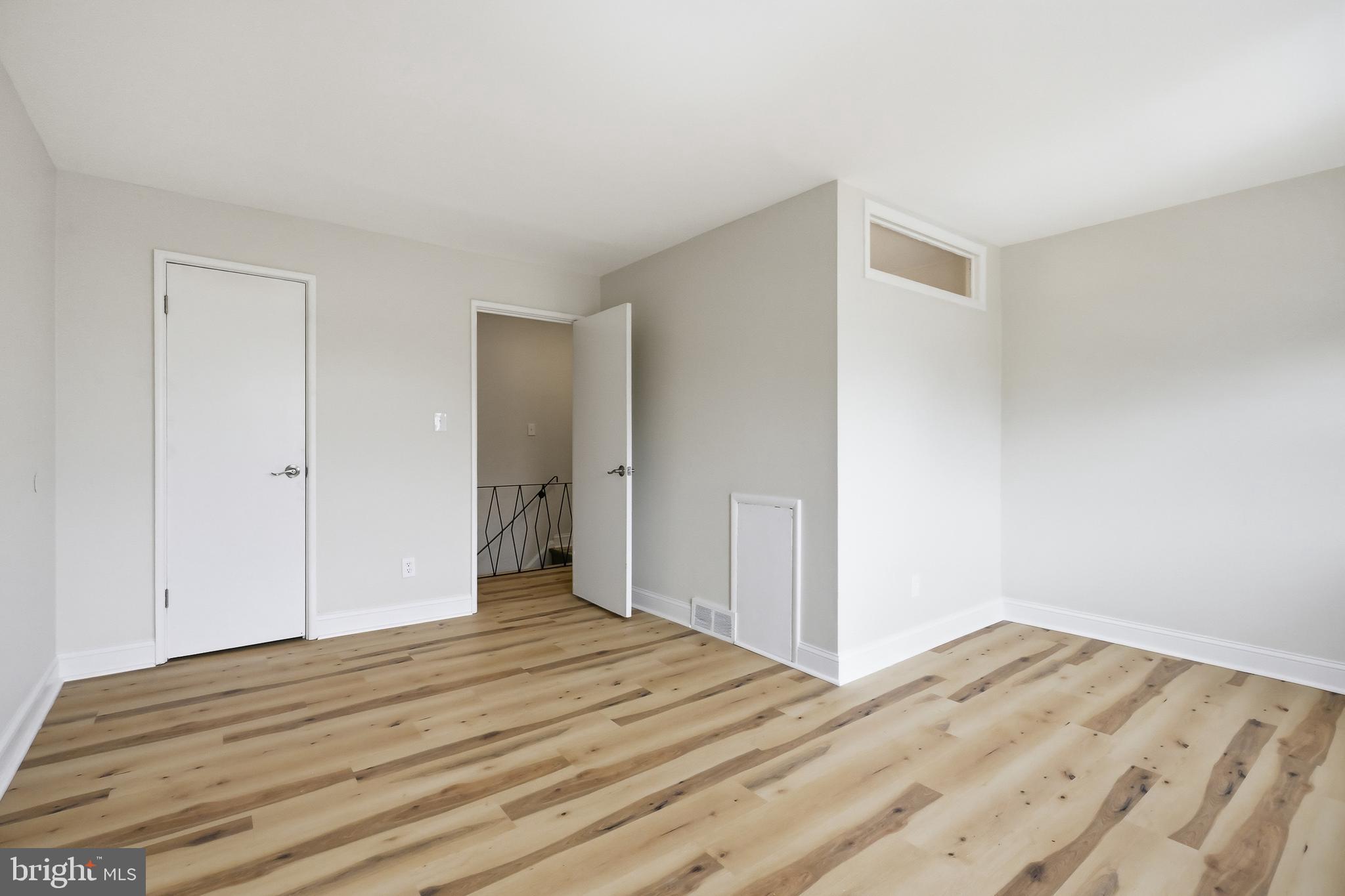 OAKMONT - Residential